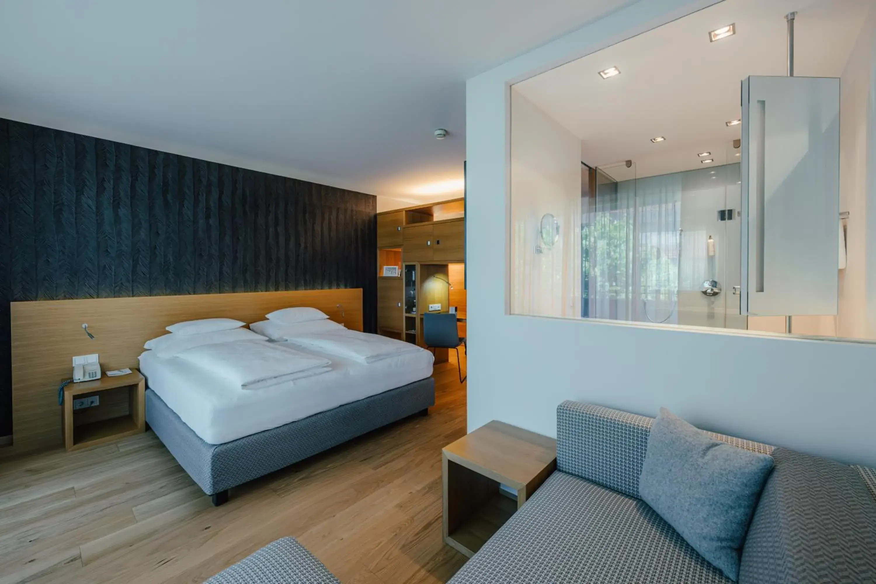 Deluxe Double Room - single occupancy in Hotel-Restaurant Ammerhauser Deluxe Double Room - single occupancy in Hotel-Restaurant Ammerhauser