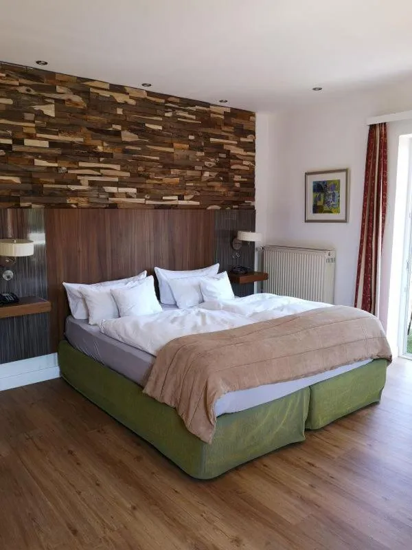 Photo of the whole room, Bed in Hotel Almrausch