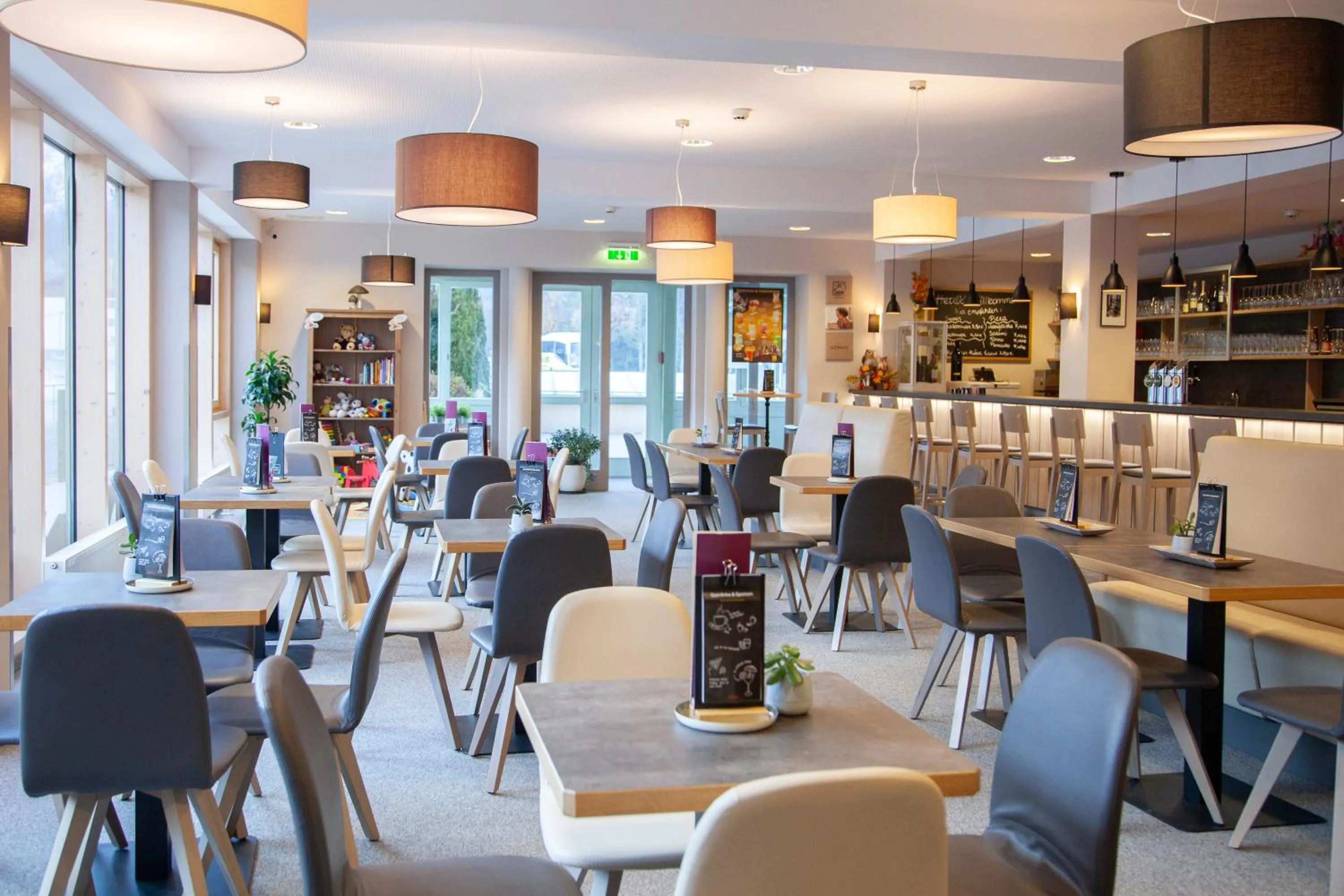 Lounge or bar in JUFA Hotel Kaprun