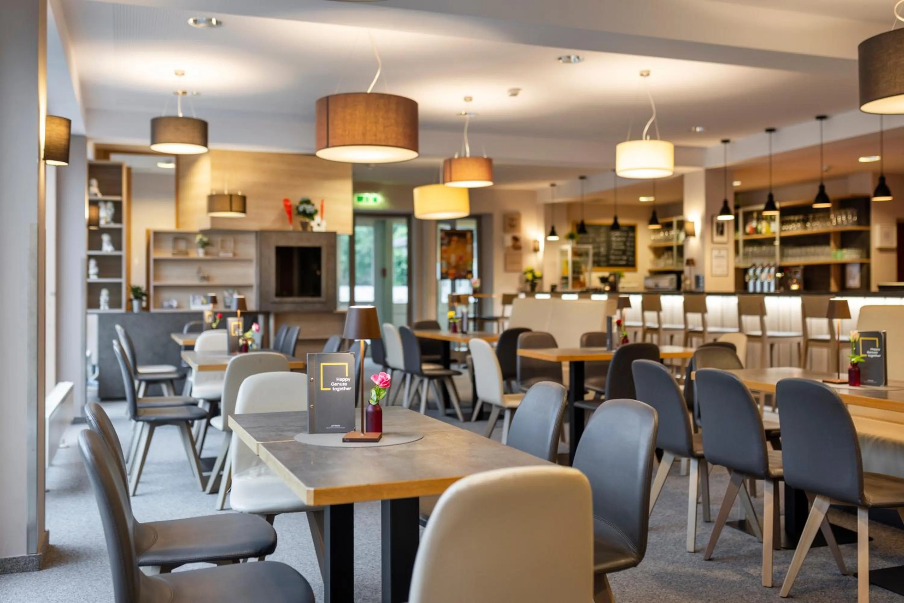 Restaurant/places to eat in JUFA Hotel Kaprun