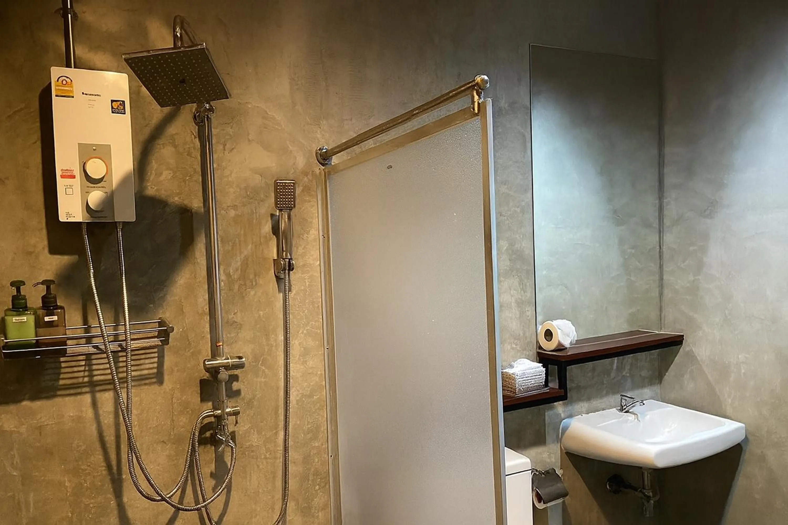 Bathroom in The Loft Room Nimman