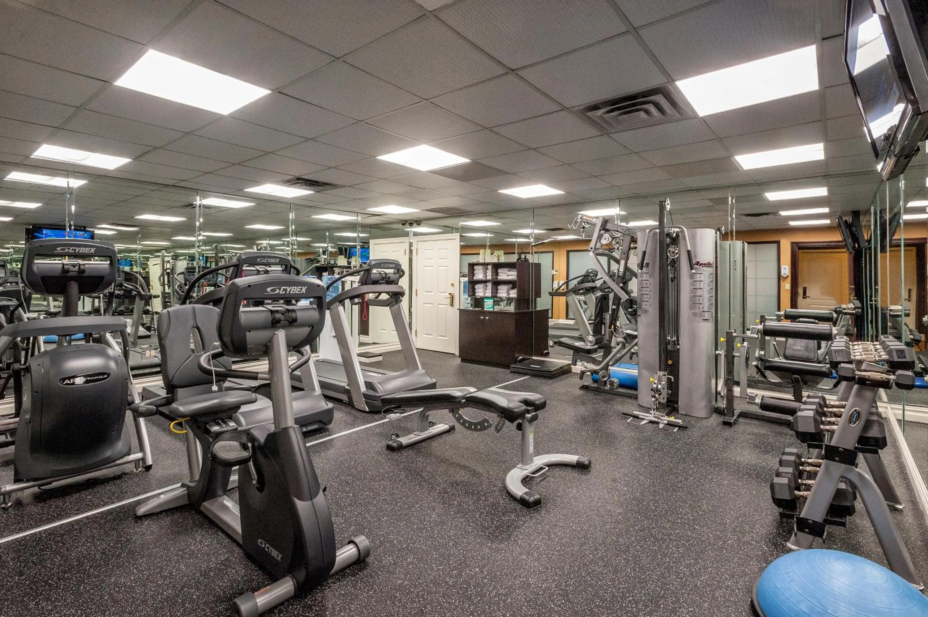 Fitness centre/facilities in The Inn At Fox Hollow Hotel