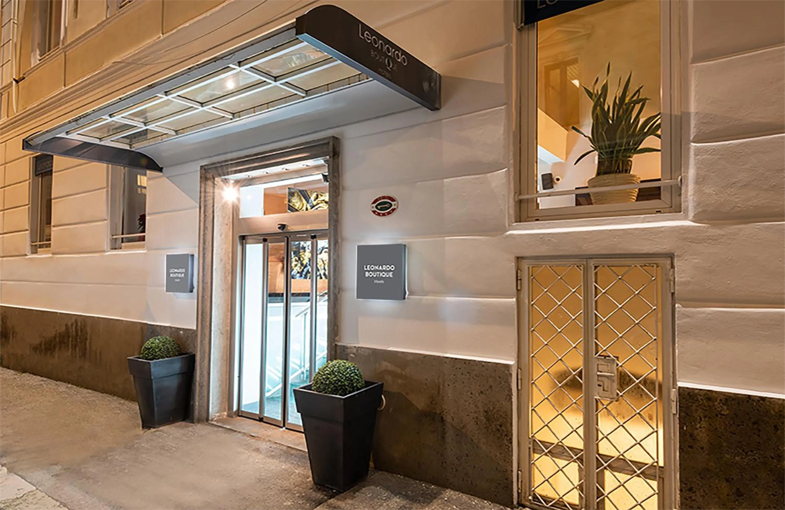 Facade/entrance in Leonardo Boutique Hotel Rome Termini