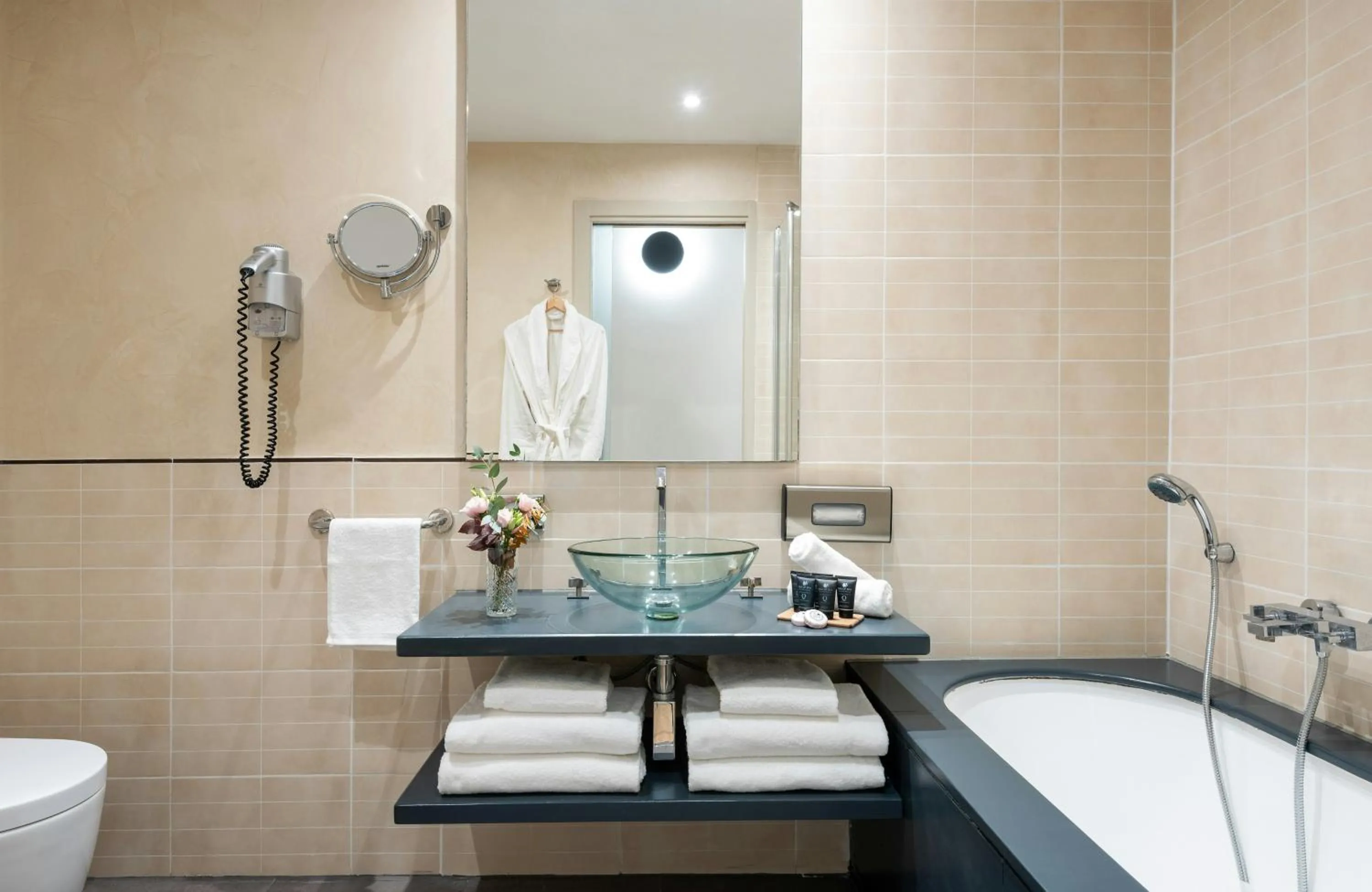 Bathroom in Leonardo Boutique Hotel Rome Termini