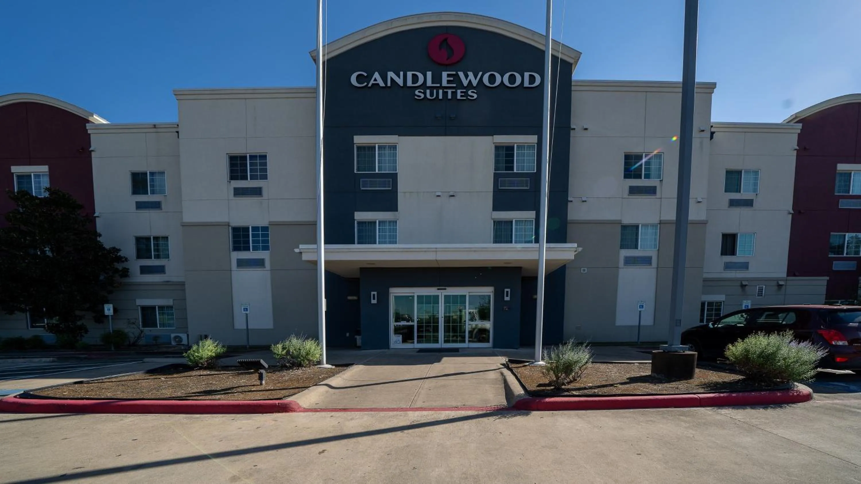 Property building in Candlewood Suites Baytown by IHG
