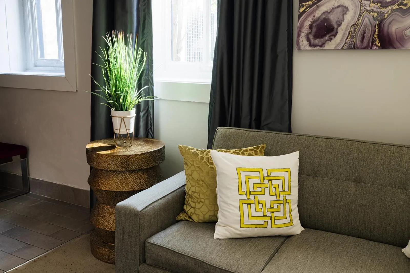 Seating area in voco Hotel Napoleon Memphis by IHG