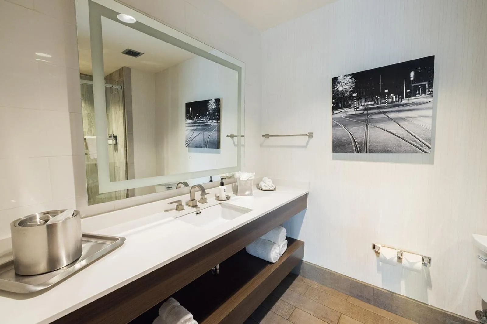 Bathroom in voco Hotel Napoleon Memphis by IHG