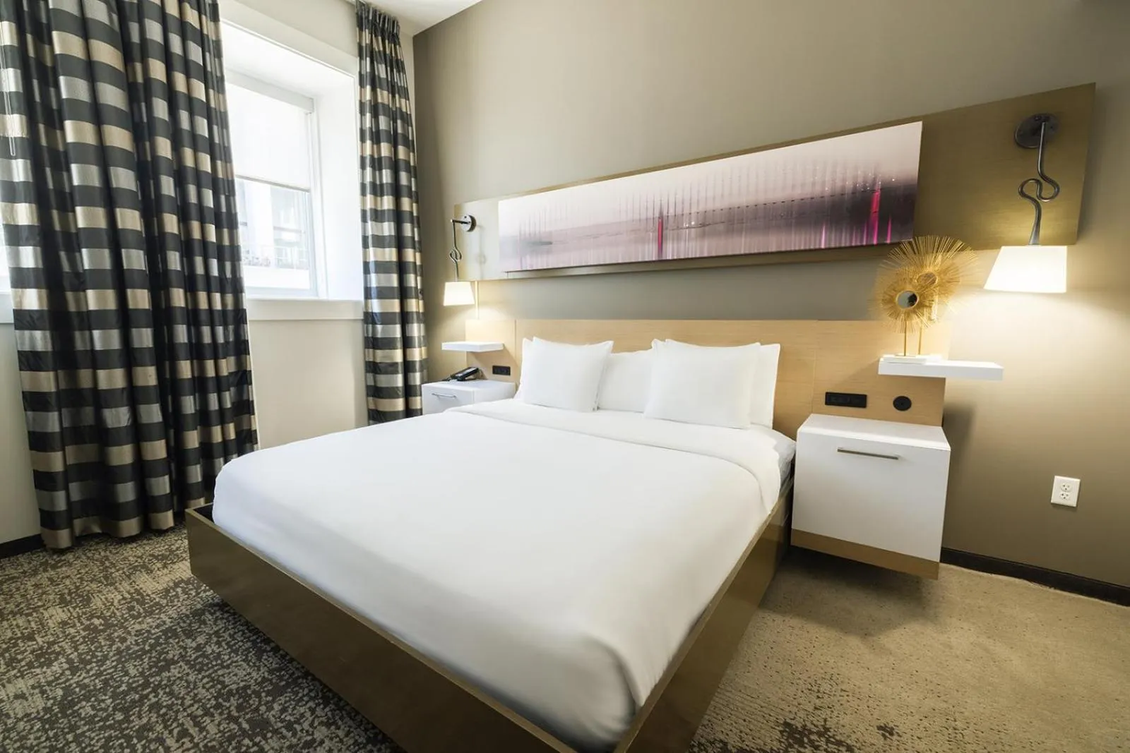 Bedroom, Bed in voco Hotel Napoleon Memphis by IHG