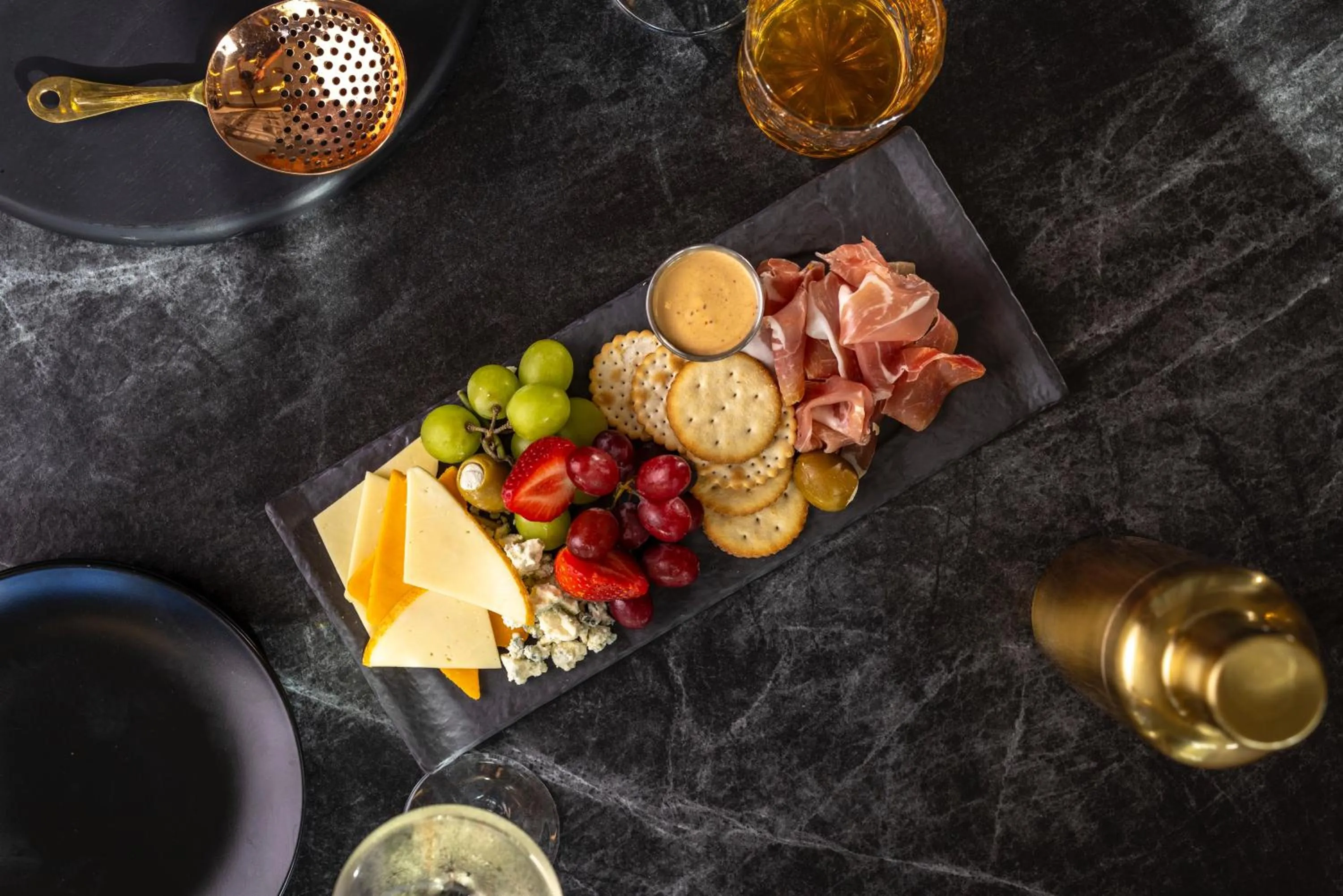 Restaurant/places to eat in voco Hotel Napoleon Memphis by IHG