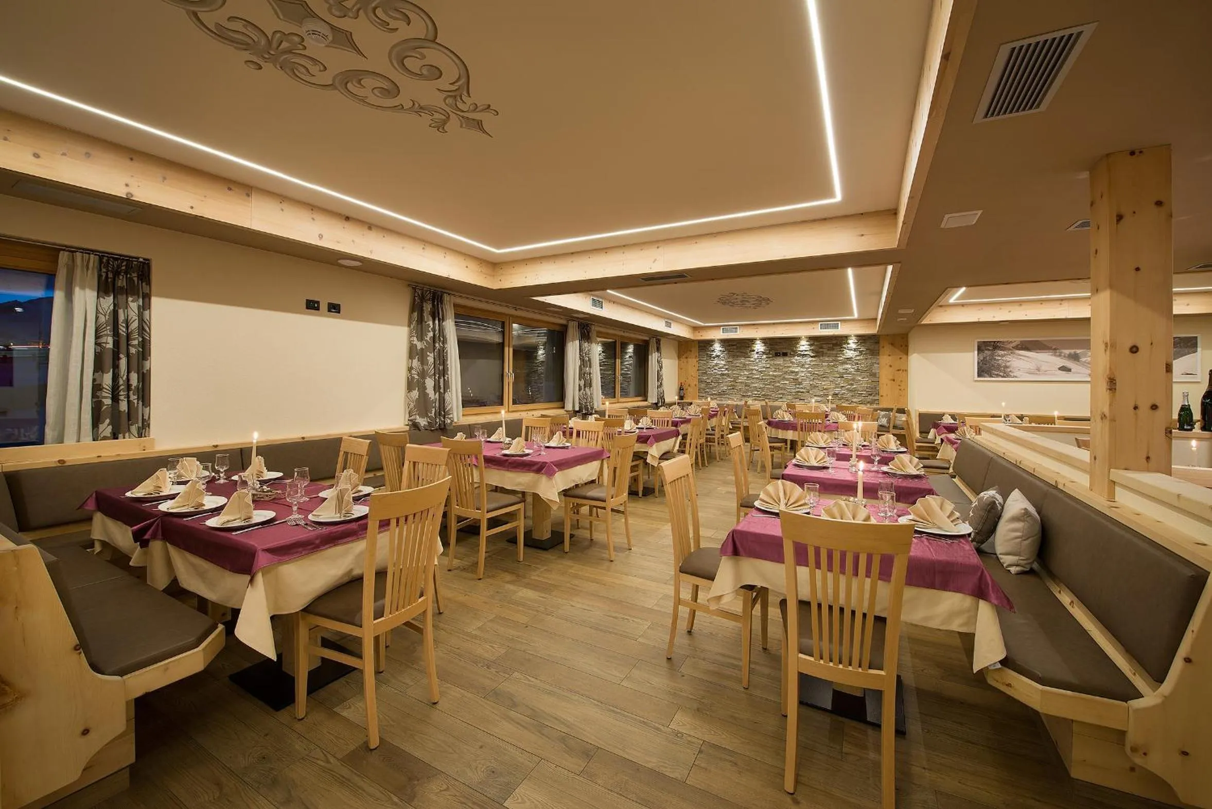 Restaurant/places to eat in Hotel Silvestri