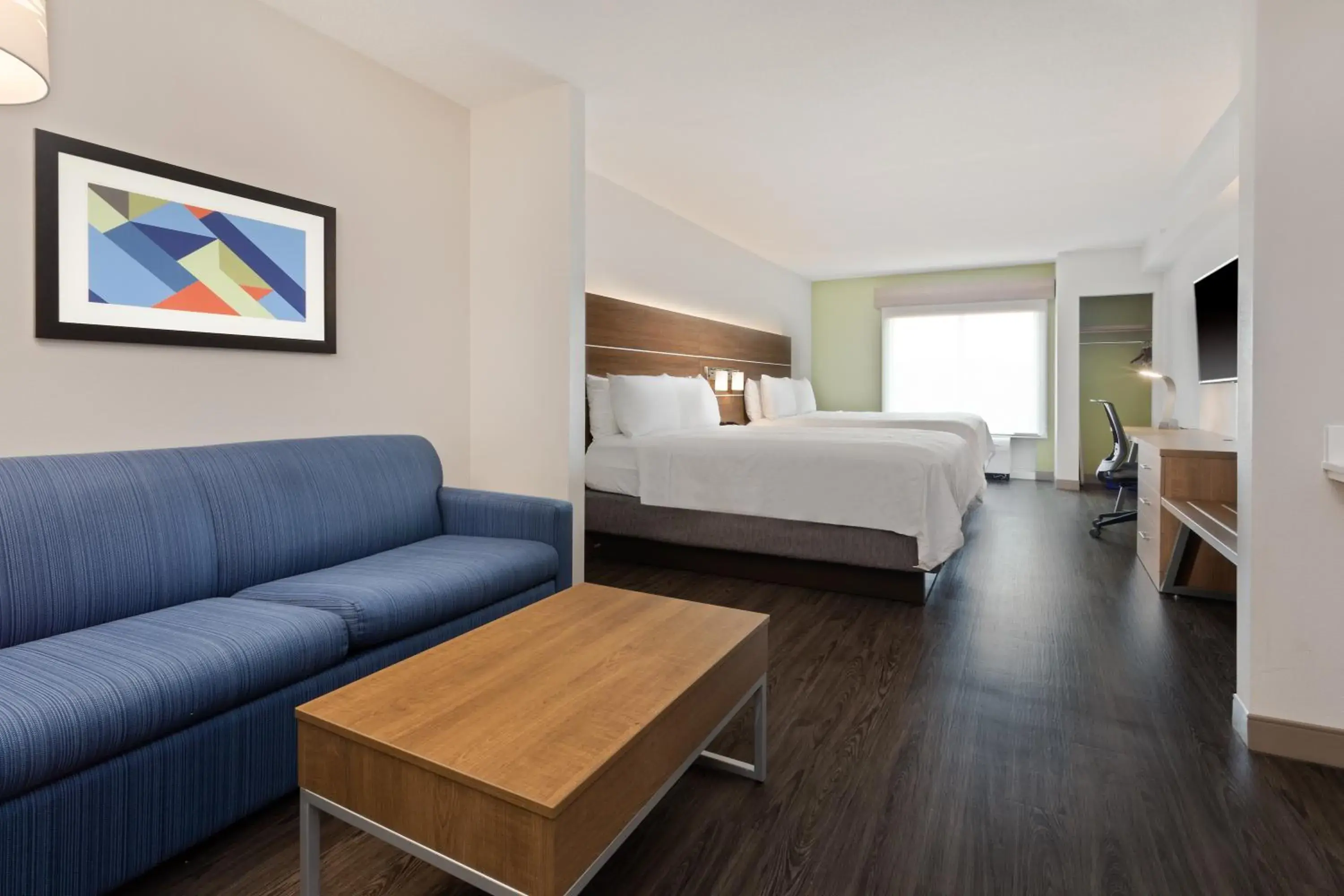 Queen Suite with Two Queen Beds in Holiday Inn Express Hotel & Suites Largo-Clearwater by IHG Queen Suite with Two Queen Beds in Holiday Inn Express Hotel & Suites Largo-Clearwater by IHG