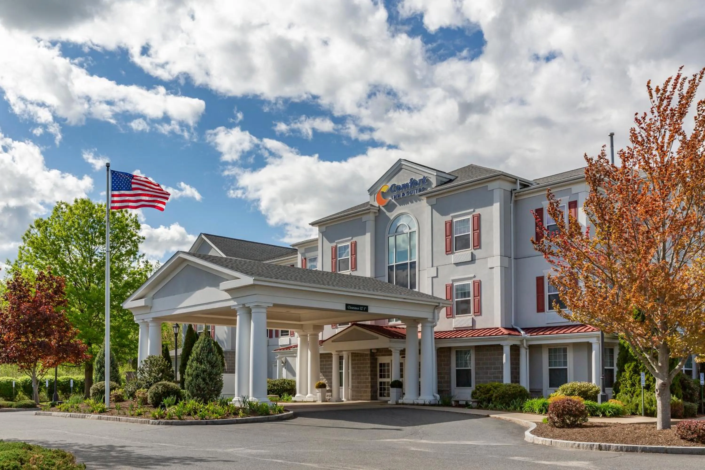 Comfort Inn & Suites