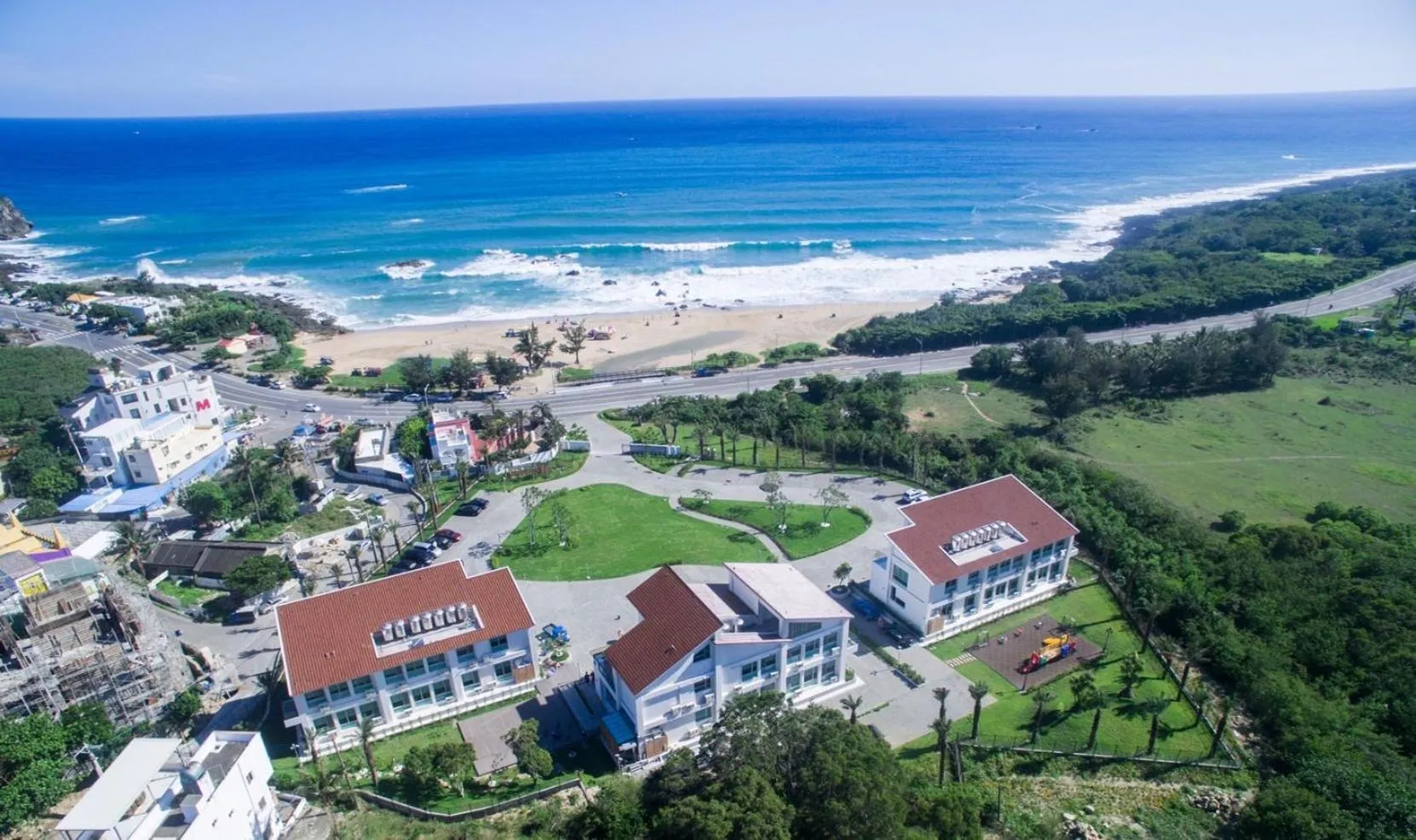 Bird's eye view in 墾丁椰林 海灘文旅