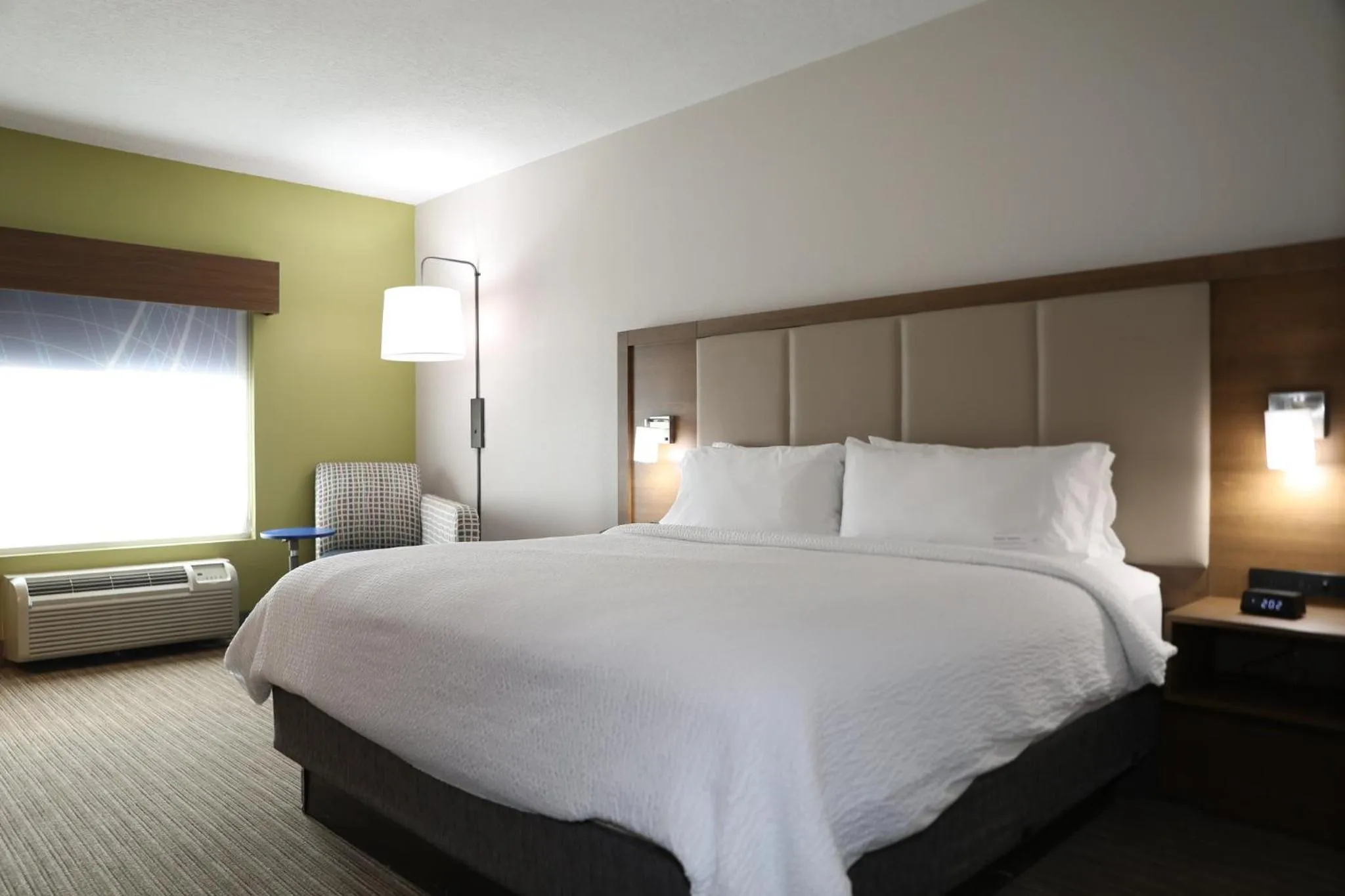 Photo of the whole room, Bed in Holiday Inn Express Hotel & Suites Albuquerque Airport by IHG