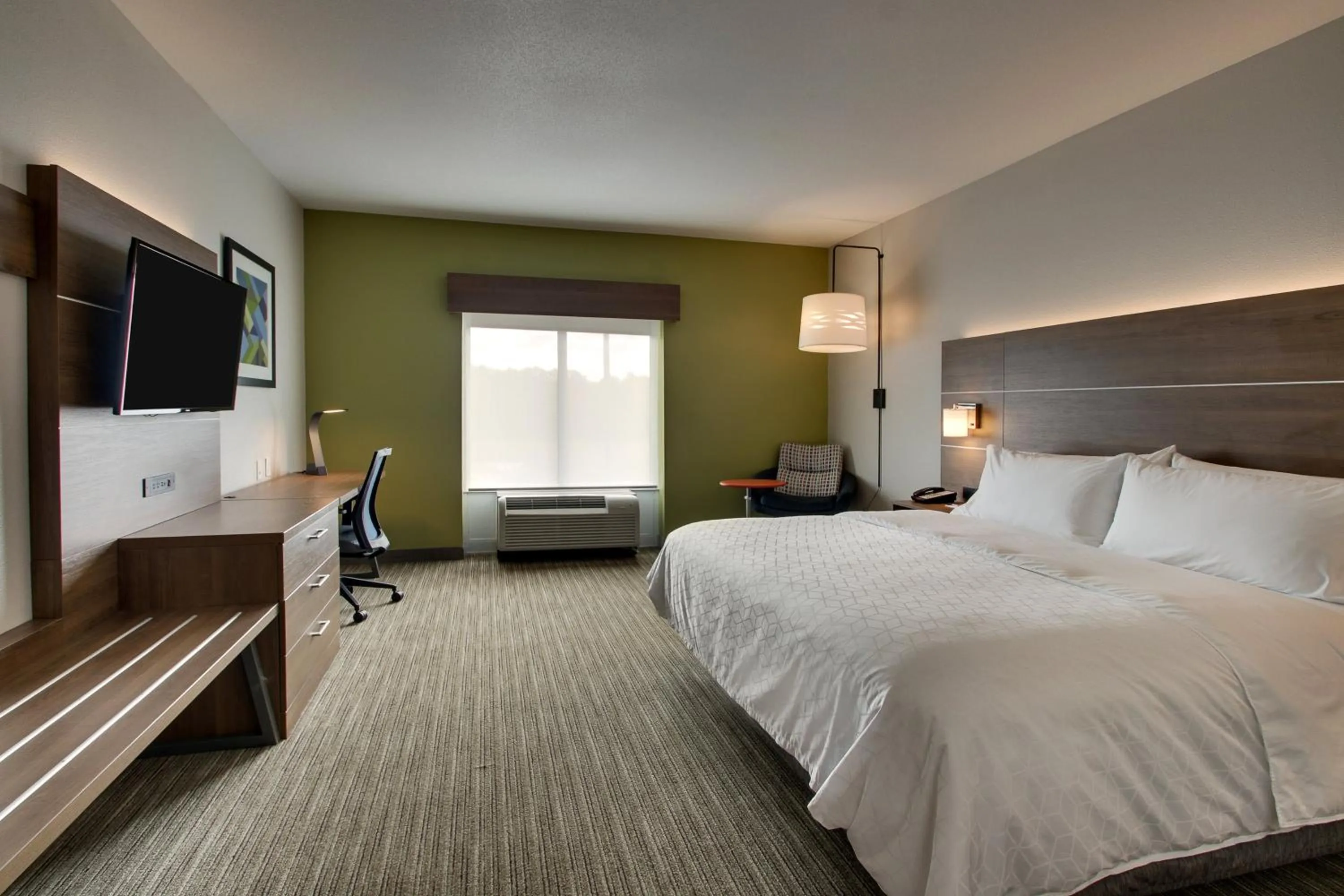 Photo of the whole room, Bed in Holiday Inn Express Hotel & Suites Jacksonville North-Fernandina by IHG