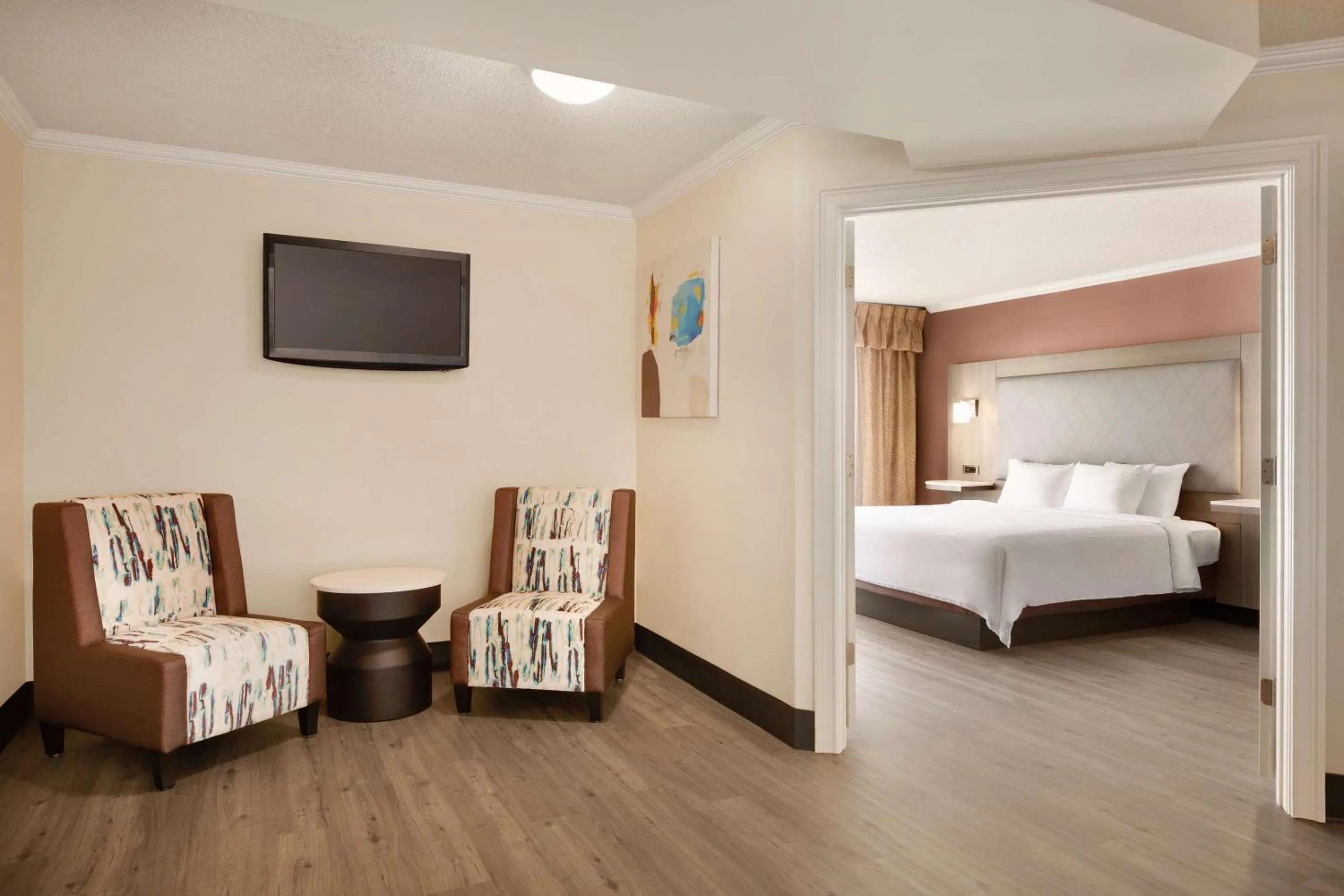 Bedroom in Radisson Hotel Lenexa Overland Park