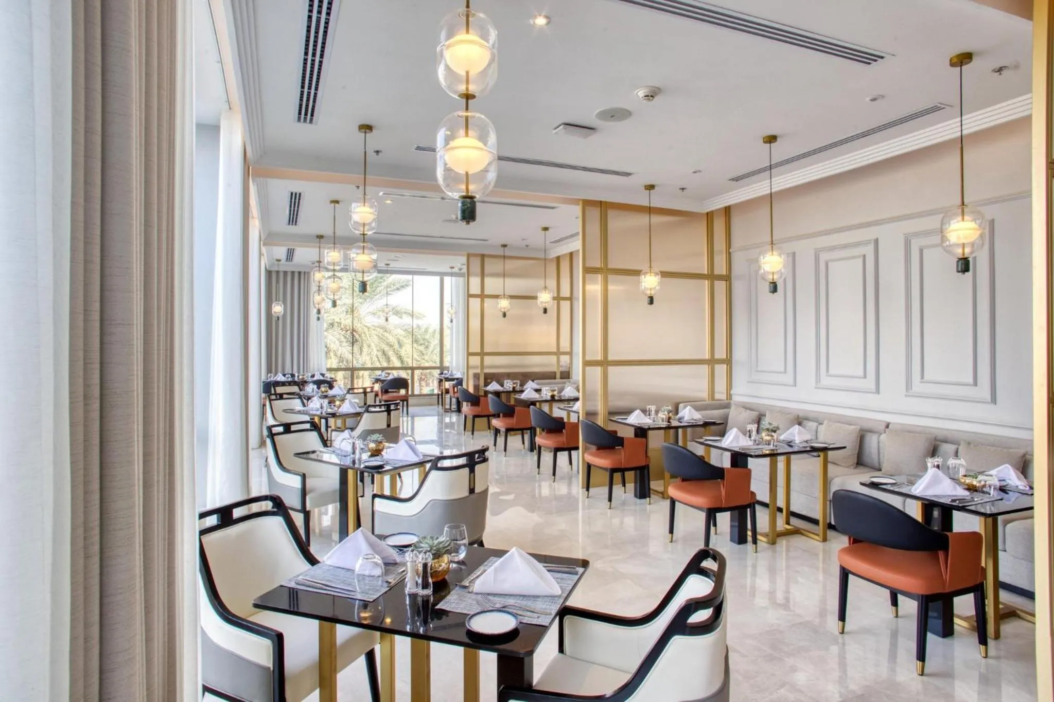 Restaurant/places to eat in Al Ahsa InterContinental by IHG