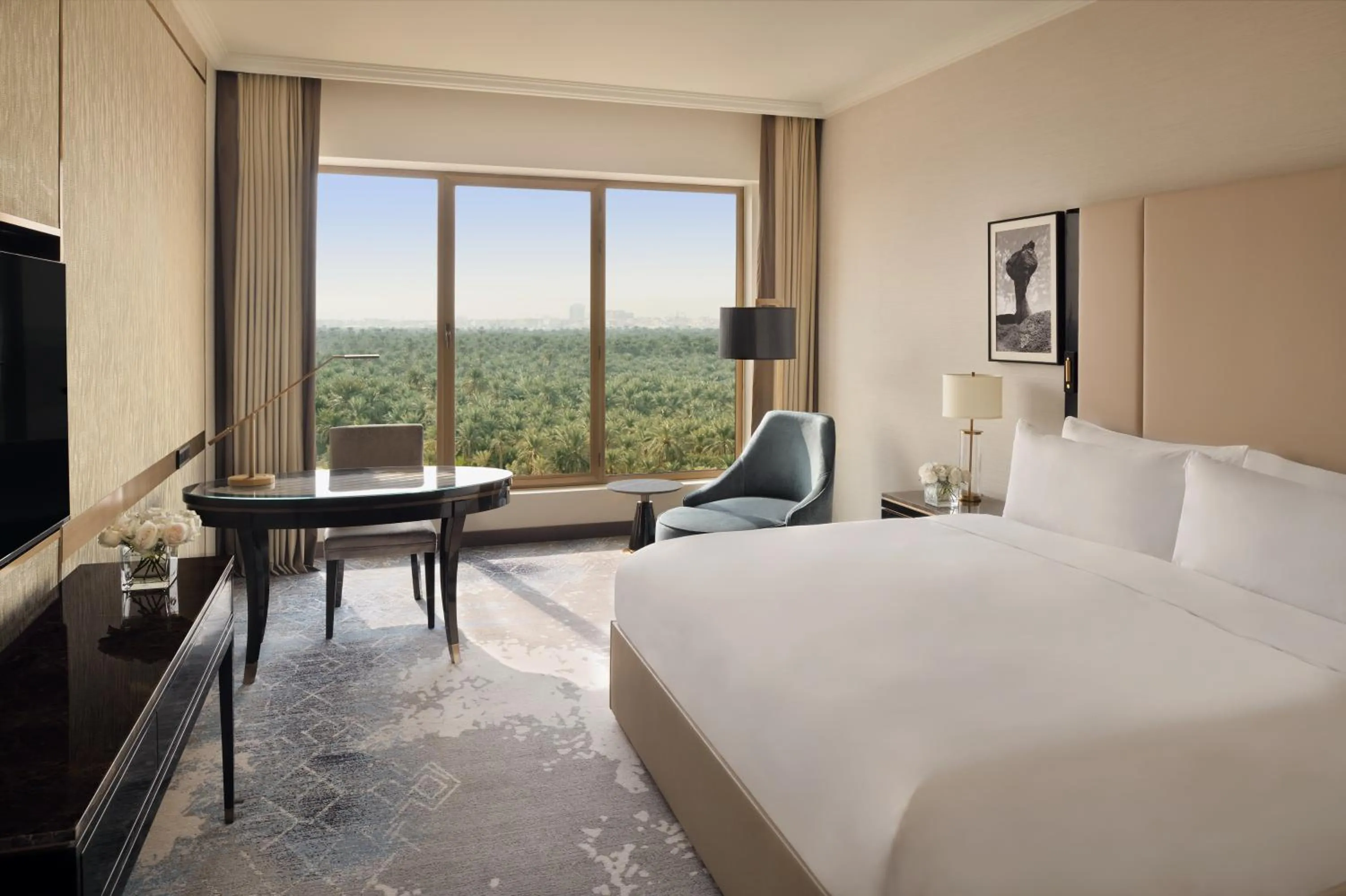 Bed in Al Ahsa InterContinental by IHG