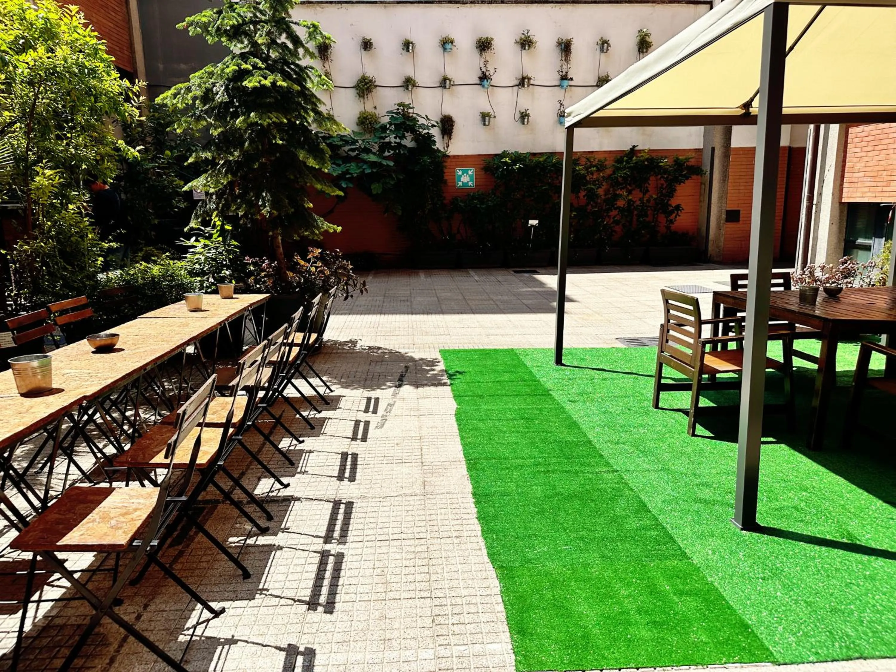 Garden in Mio Hostel