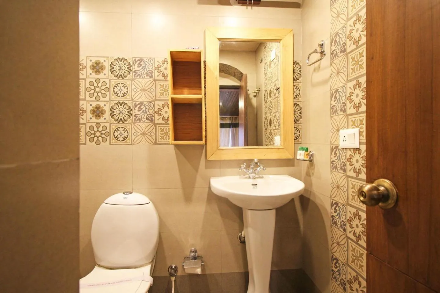 Bathroom in Jharipani Castle