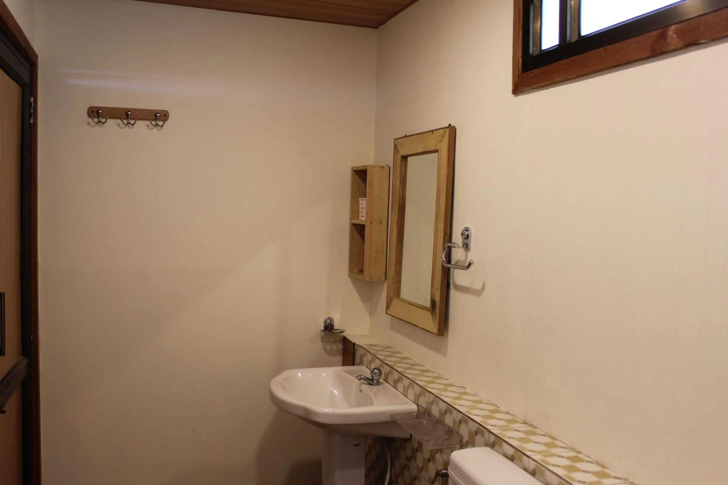 Toilet in Jharipani Castle