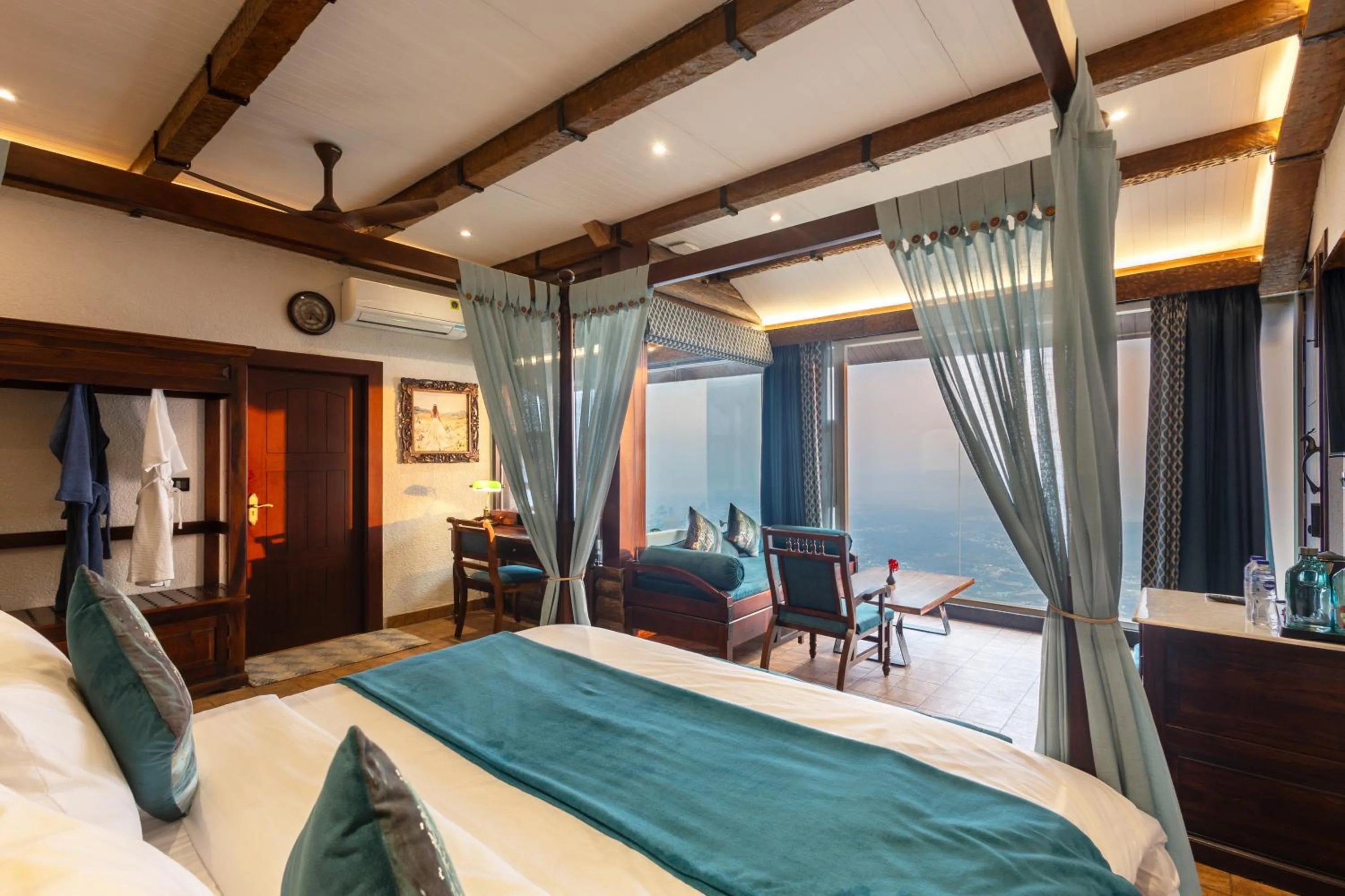 Photo of the whole room, Bed in Jharipani Castle