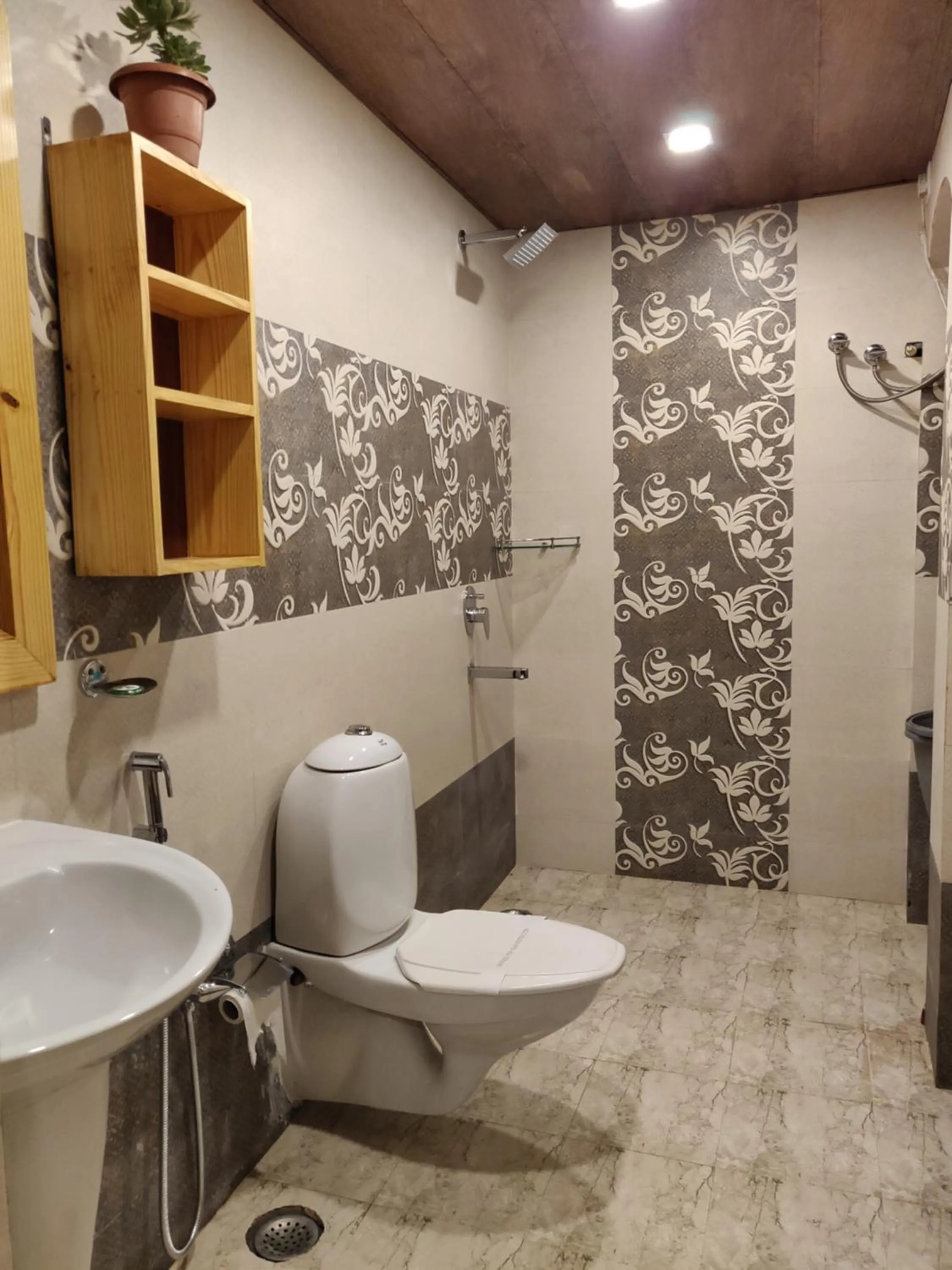 Bathroom in Jharipani Castle