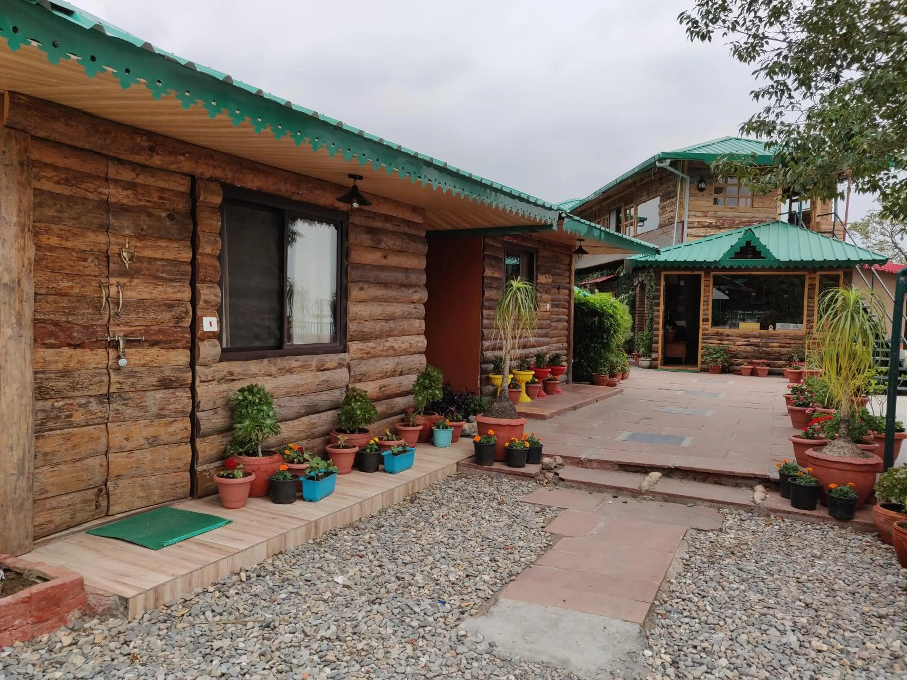 Decorative detail in Jharipani Castle