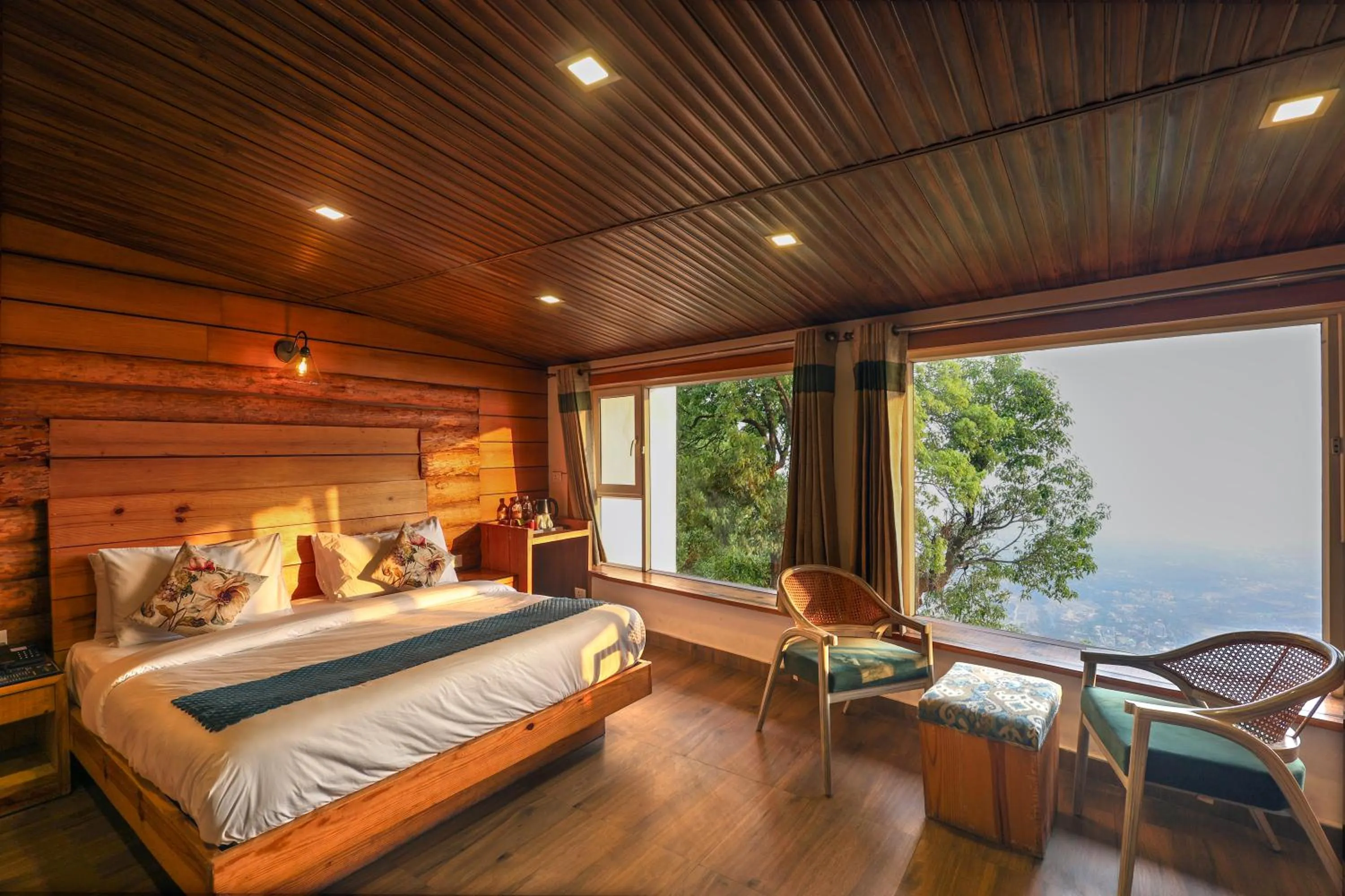 View (from property/room), Bed in Jharipani Castle