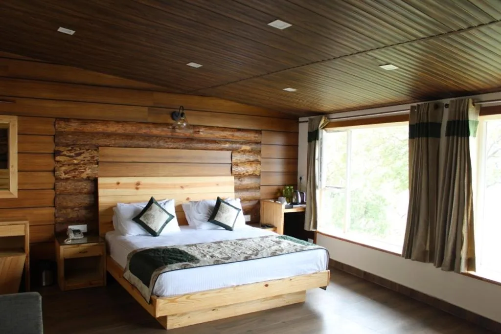 Bed in Jharipani Castle