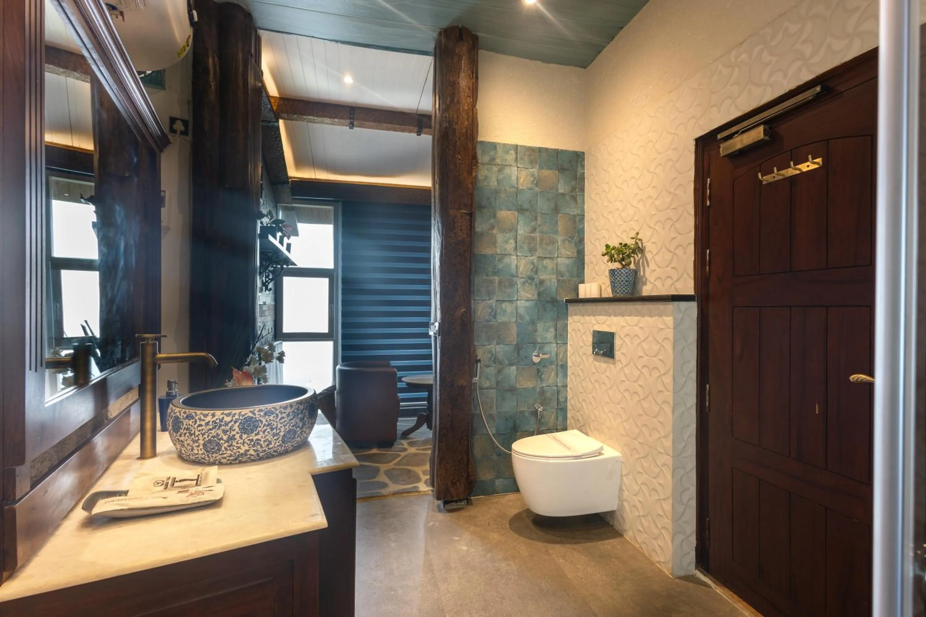 Bathroom in Jharipani Castle