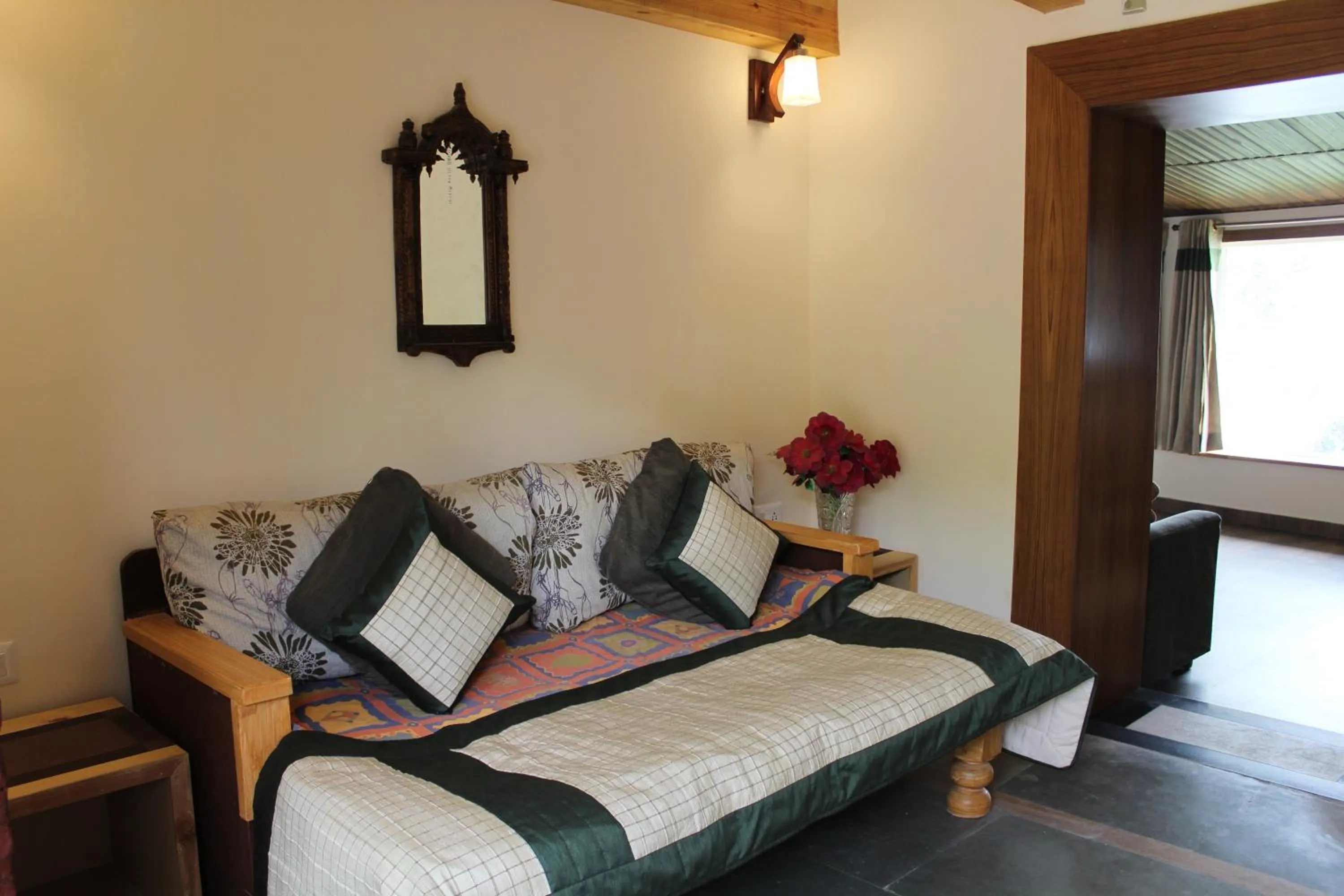 Decorative detail, Bed in Jharipani Castle