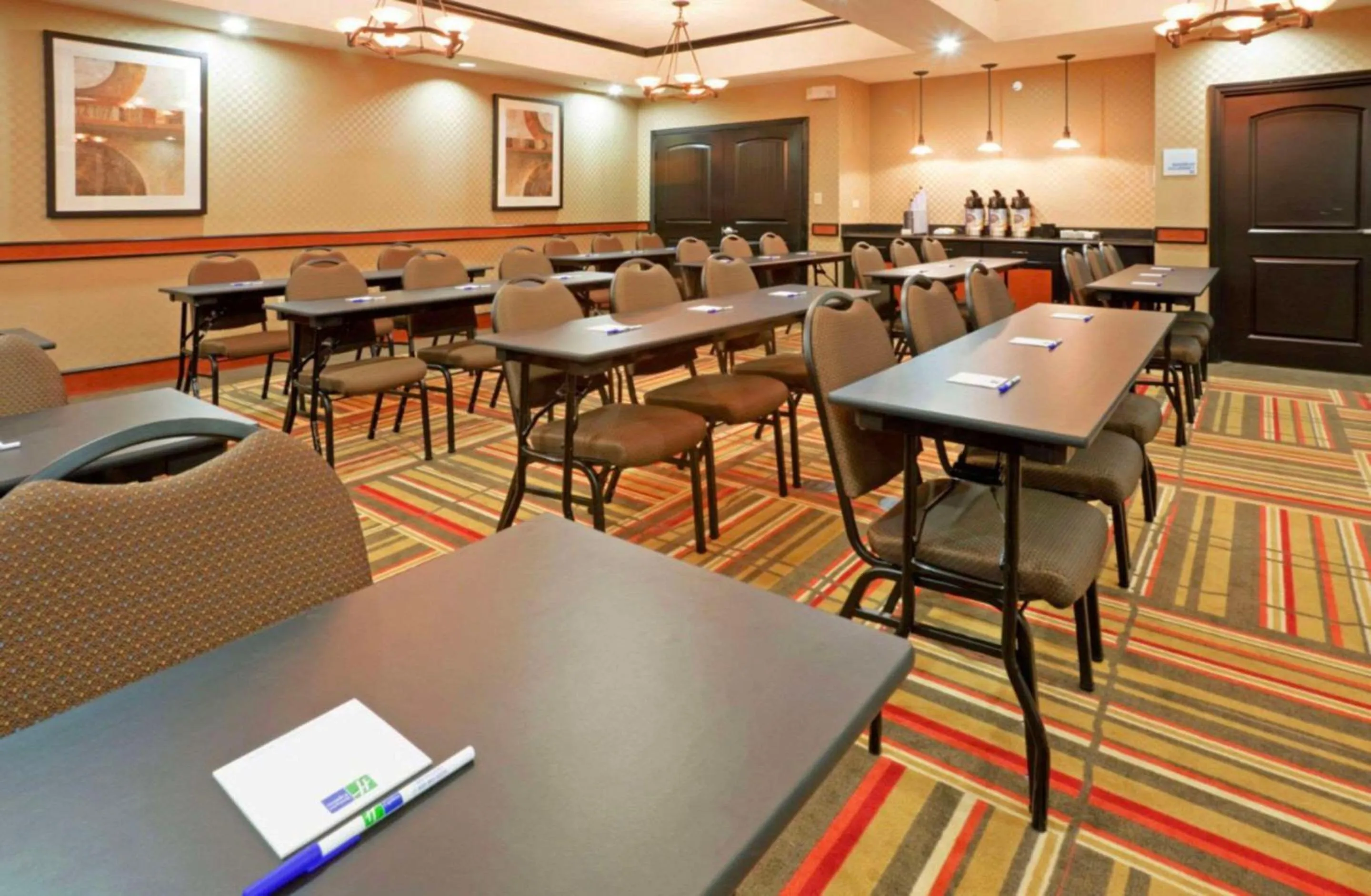 Meeting/conference room in Comfort Inn & Suites Dallas Medical-Market Center