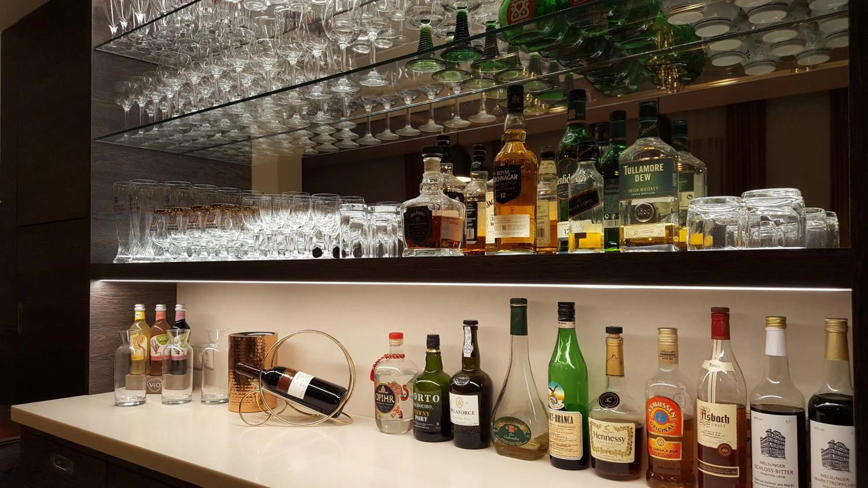 Lounge or bar in Hotel Hessischer Hof