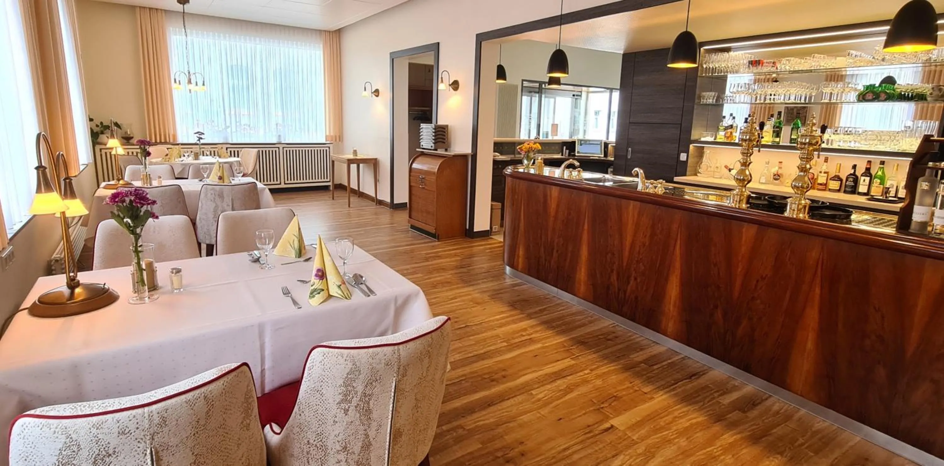 Restaurant/places to eat in Hotel Hessischer Hof