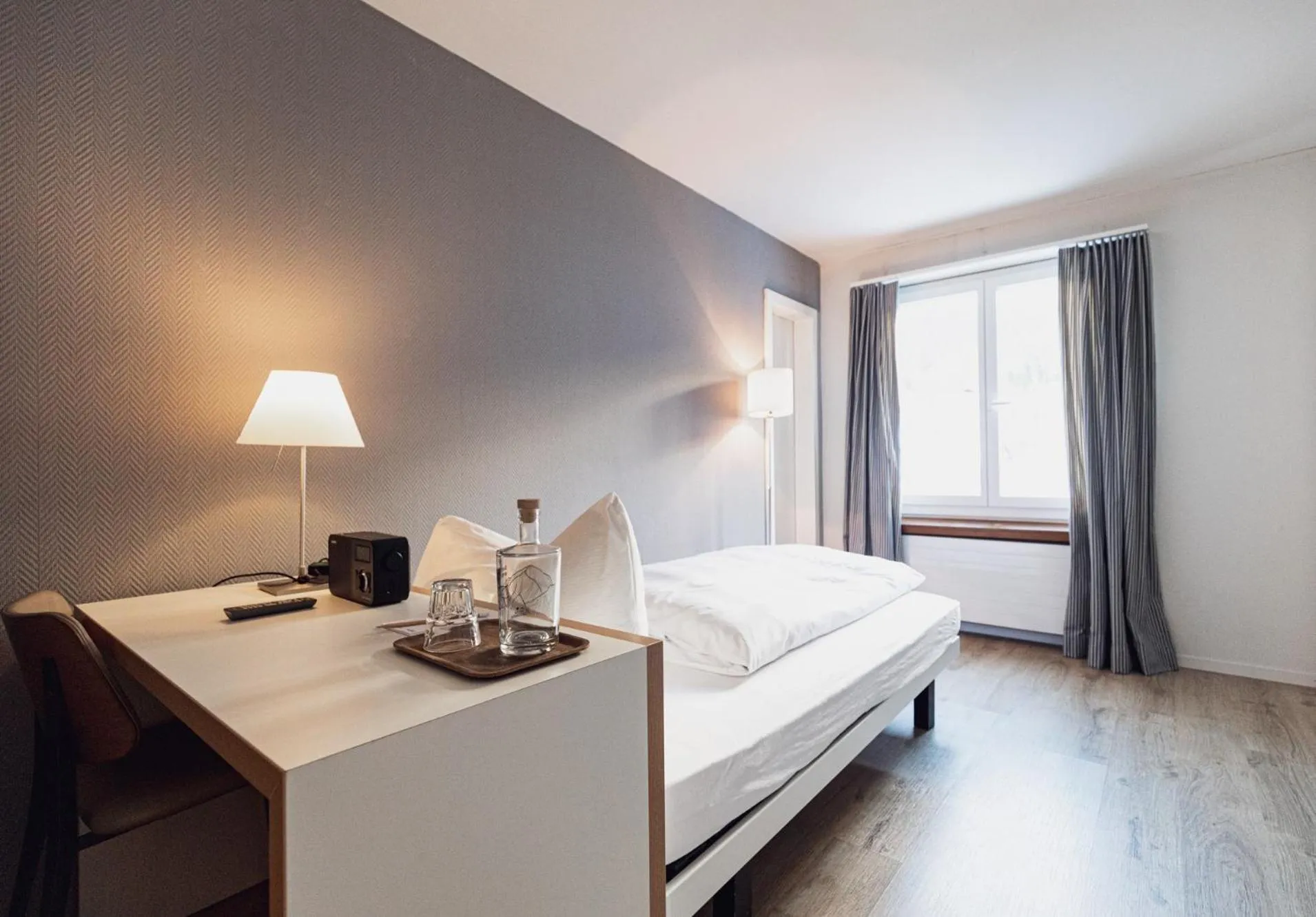 Photo of the whole room, Bed in Kurhaus Lenzerheide