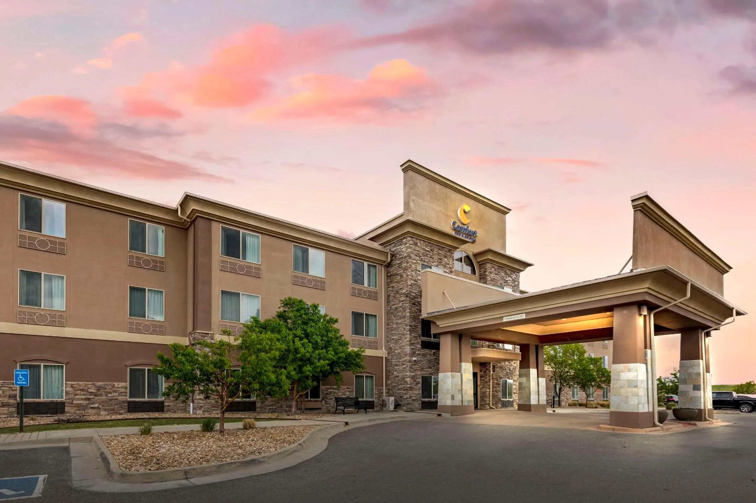 Property building in Comfort Inn & Suites Brighton Denver NE Medical Center