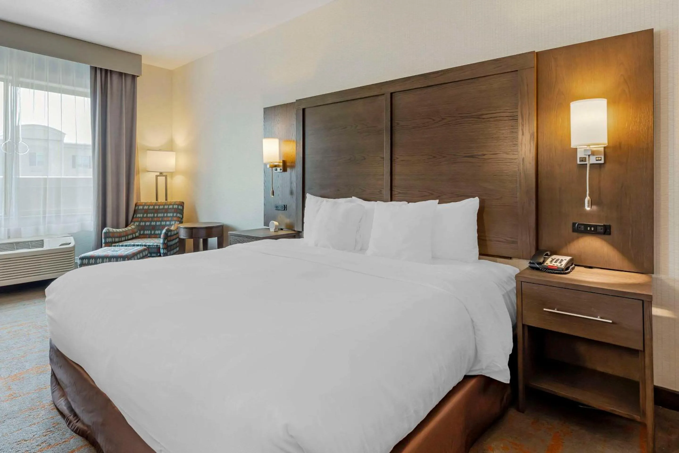 Bedroom, Bed in Comfort Inn & Suites Brighton Denver NE Medical Center