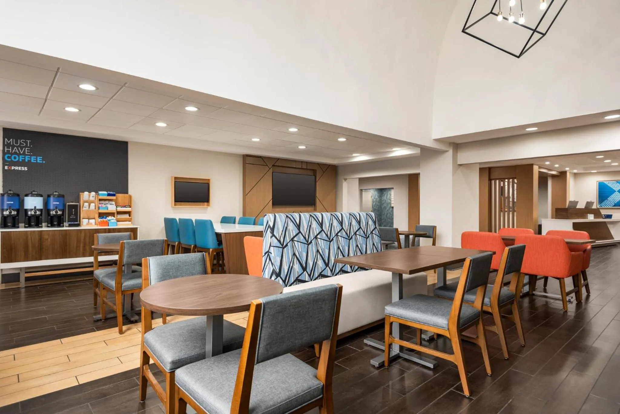 Breakfast in Holiday Inn Express Hotel & Suites McDonough by IHG