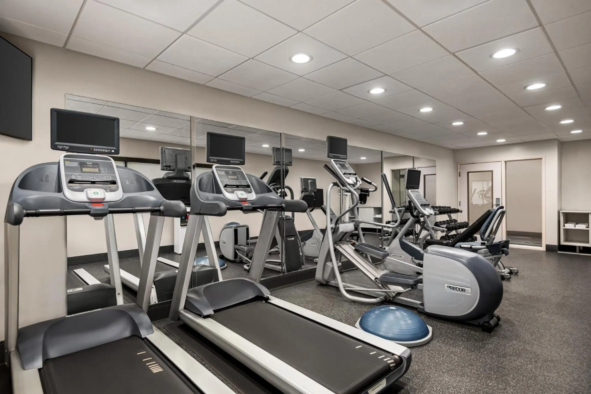 Fitness centre/facilities in Holiday Inn Express Hotel & Suites McDonough by IHG