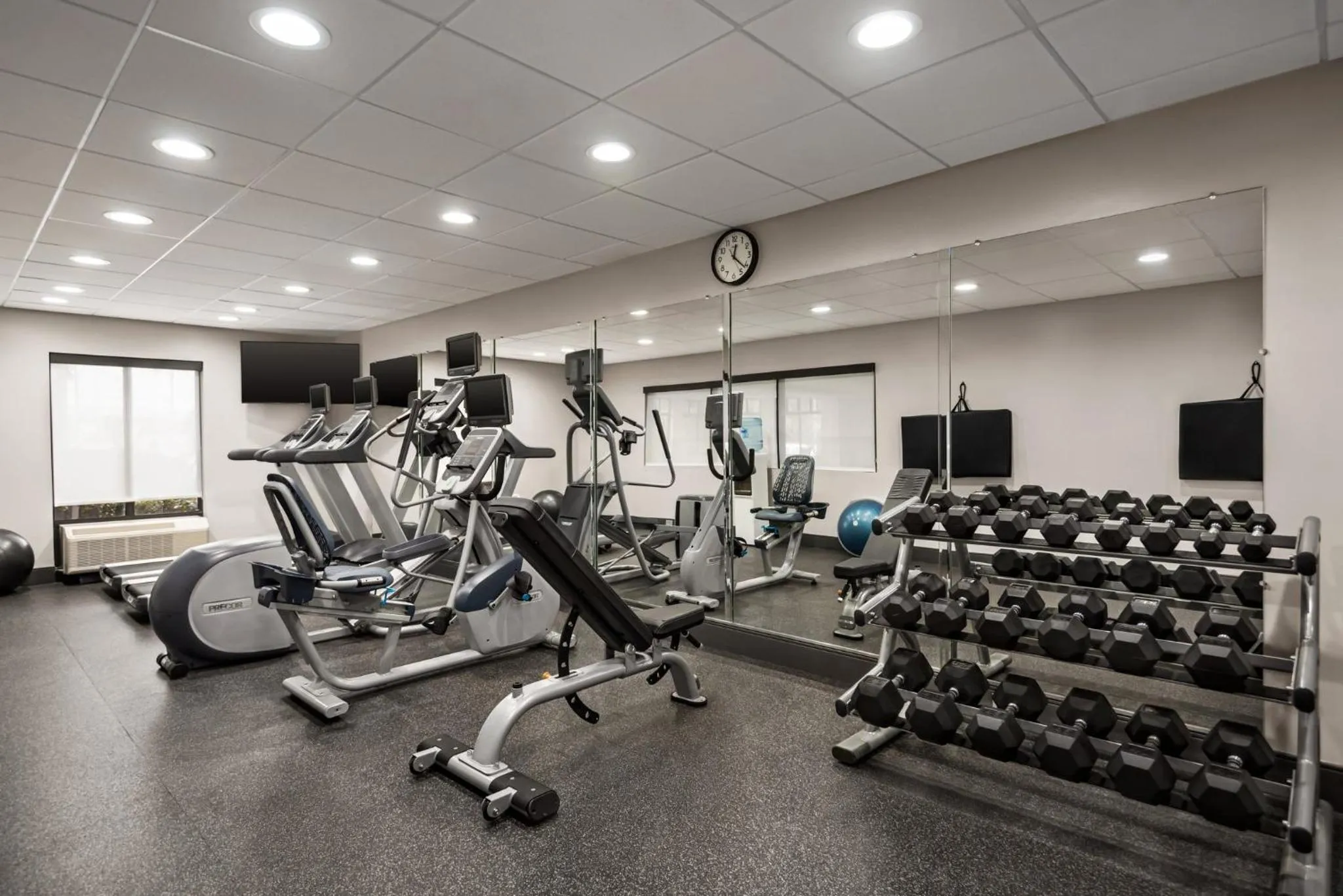 Fitness centre/facilities in Holiday Inn Express Hotel & Suites McDonough by IHG