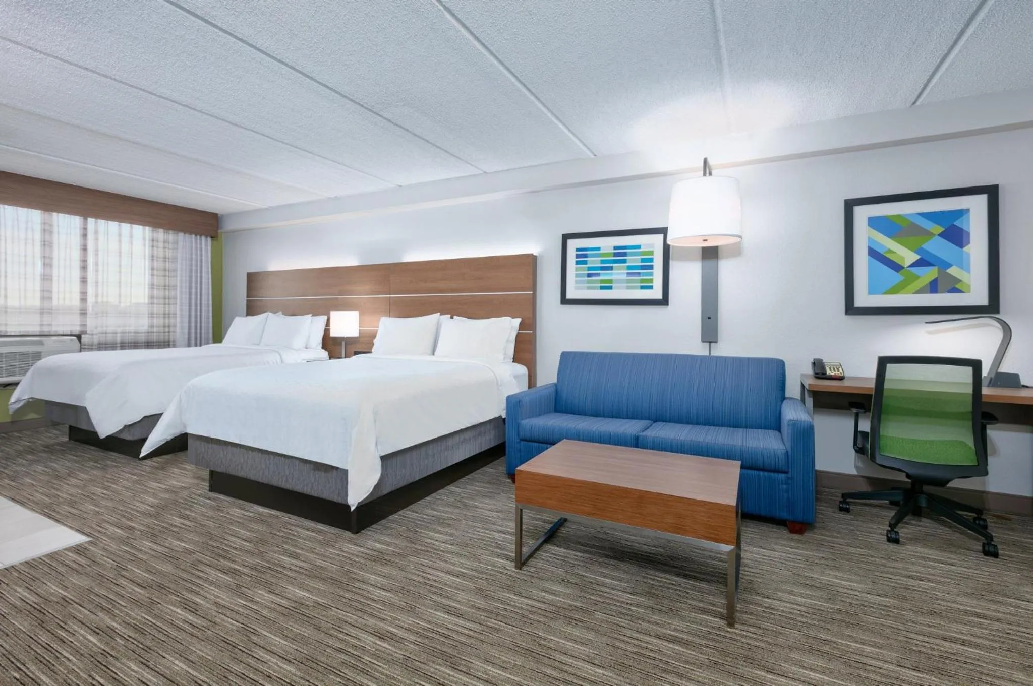 Photo of the whole room, Bed in Holiday Inn Express Hotel & Suites Dallas Fort Worth Airport South by IHG