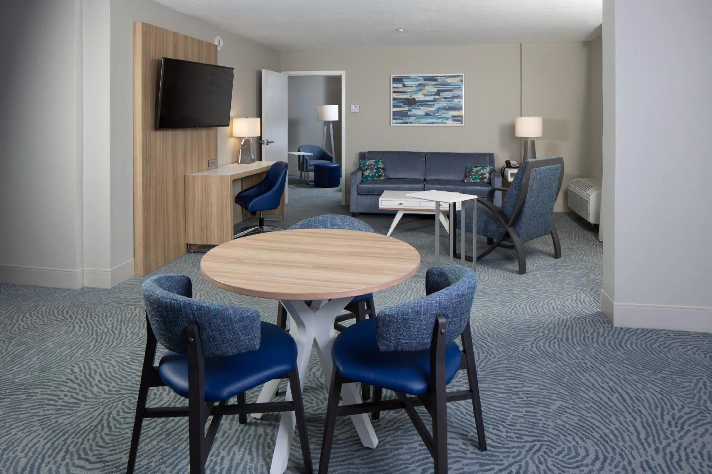 Photo of the whole room in Crowne Plaza Melbourne-Oceanfront by IHG