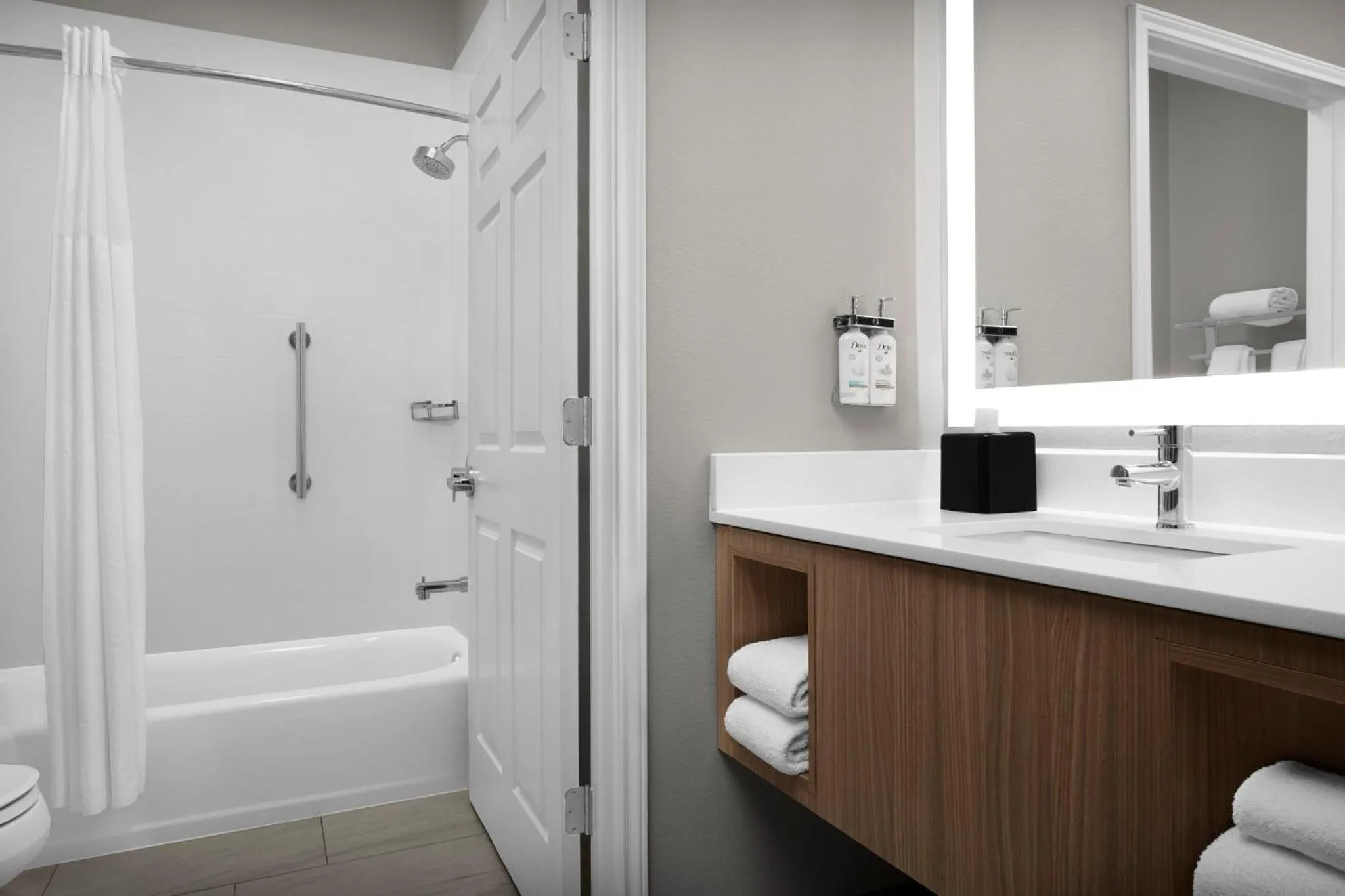 Bathroom in Staybridge Suites West Fort Worth by IHG
