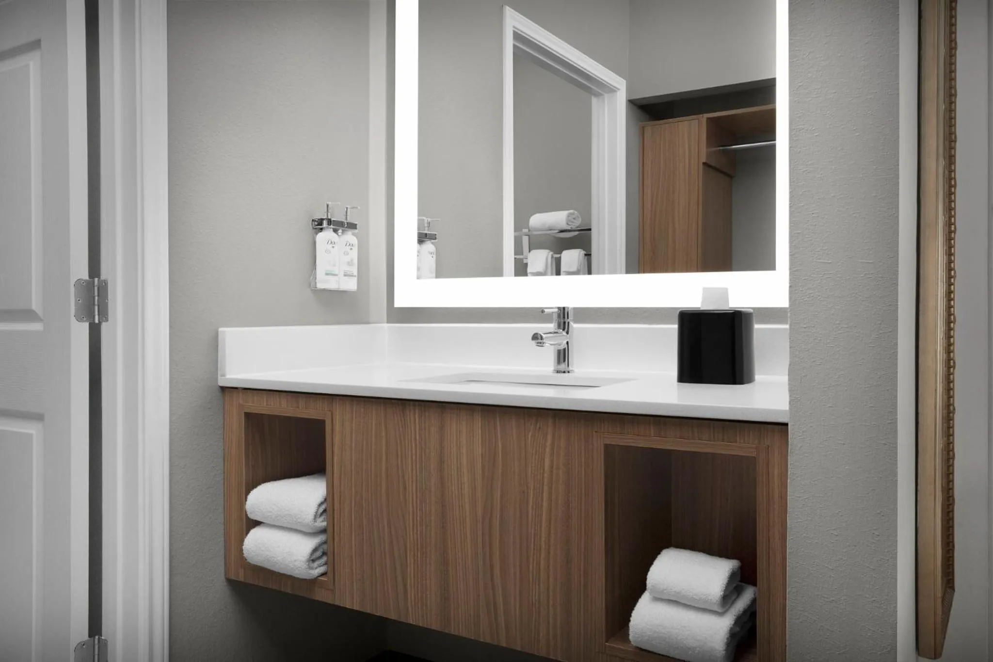 Photo of the whole room in Staybridge Suites West Fort Worth by IHG