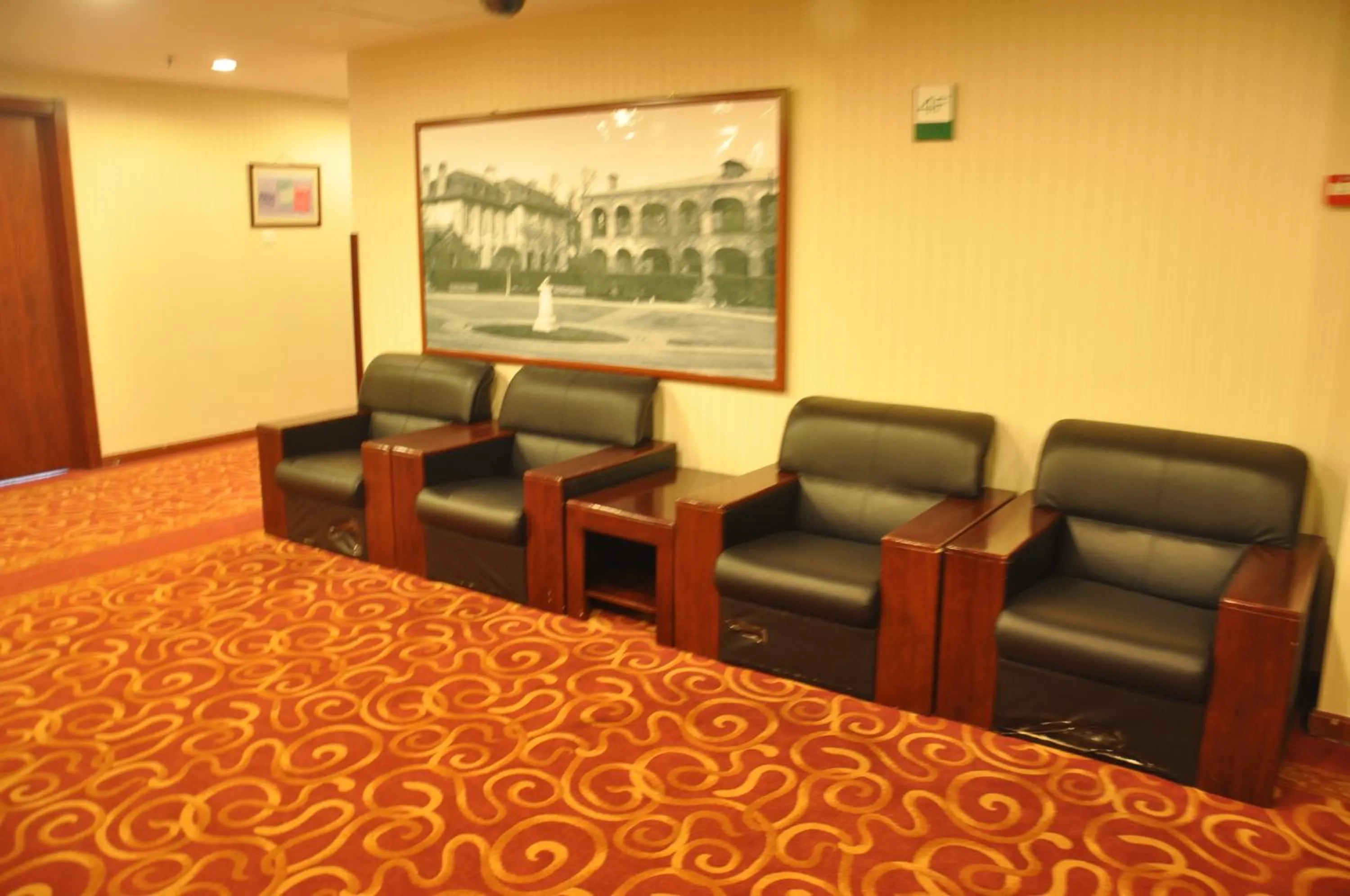 Lobby or reception in King Parkview Hotel