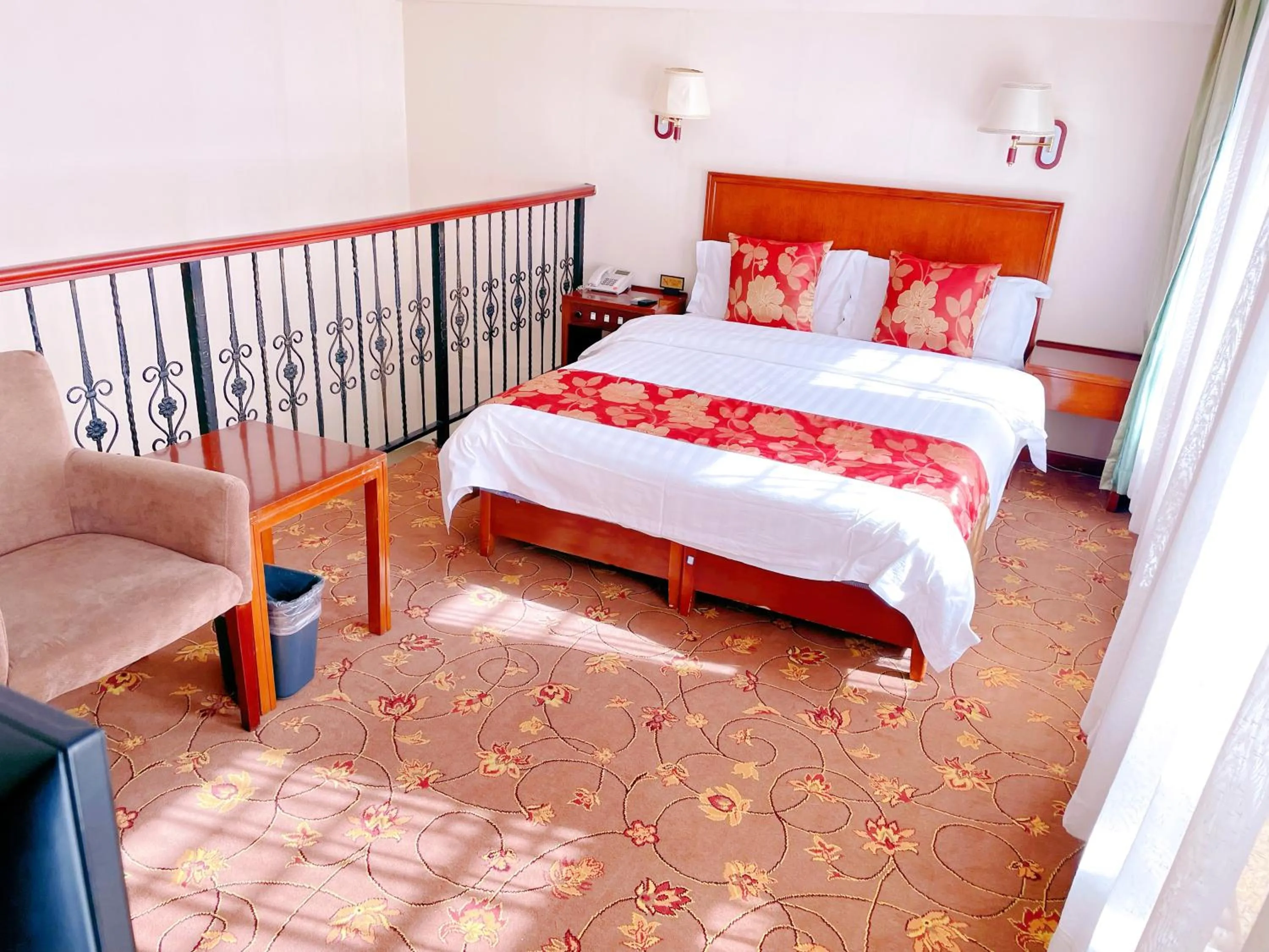 Bed in King Parkview Hotel