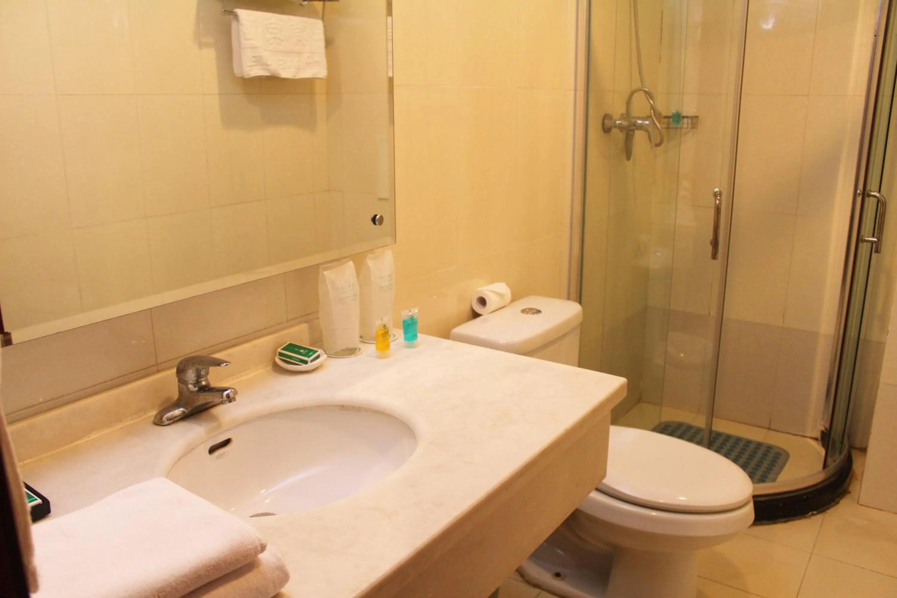 Bathroom in King Parkview Hotel