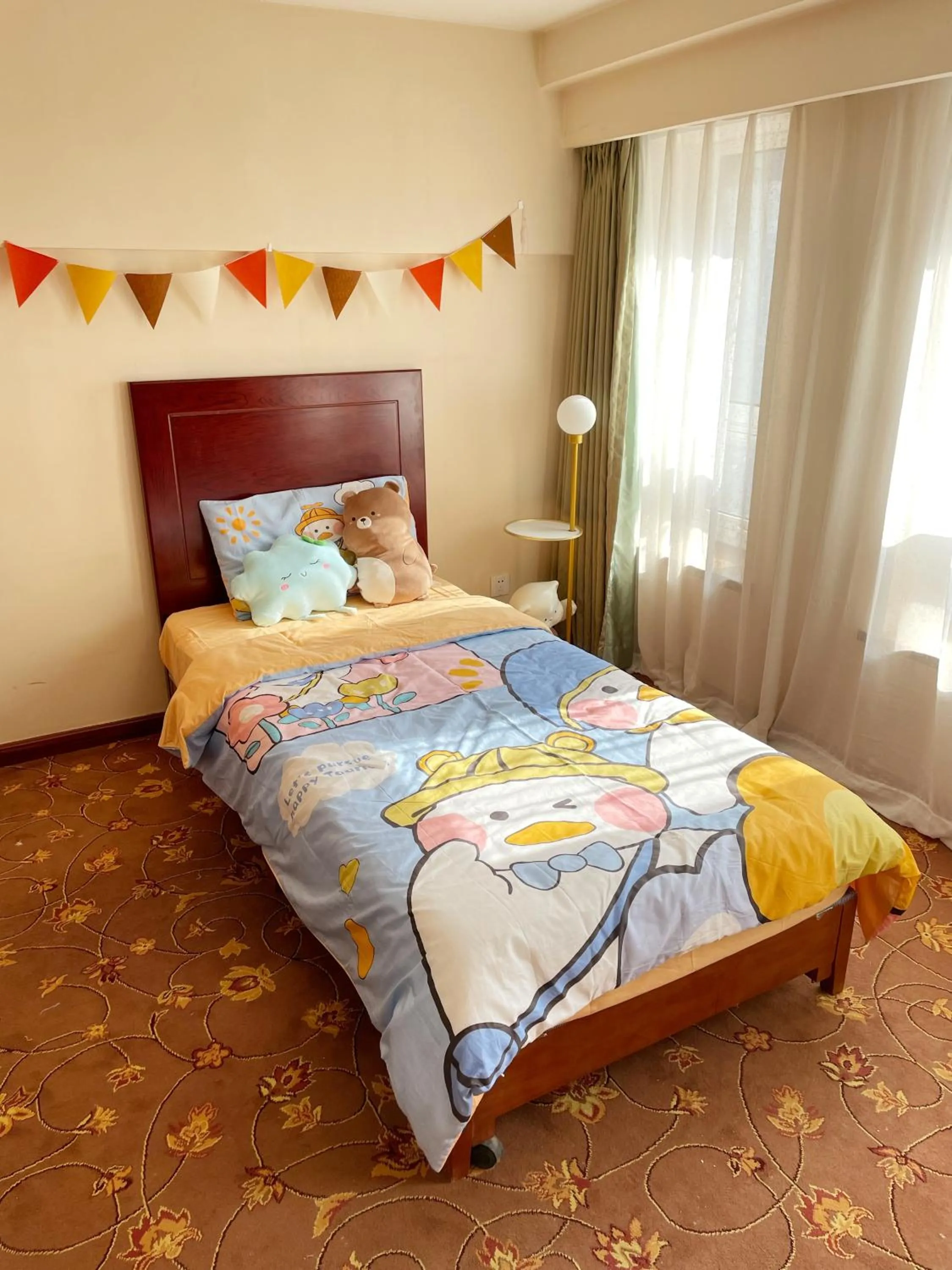 Bed in King Parkview Hotel