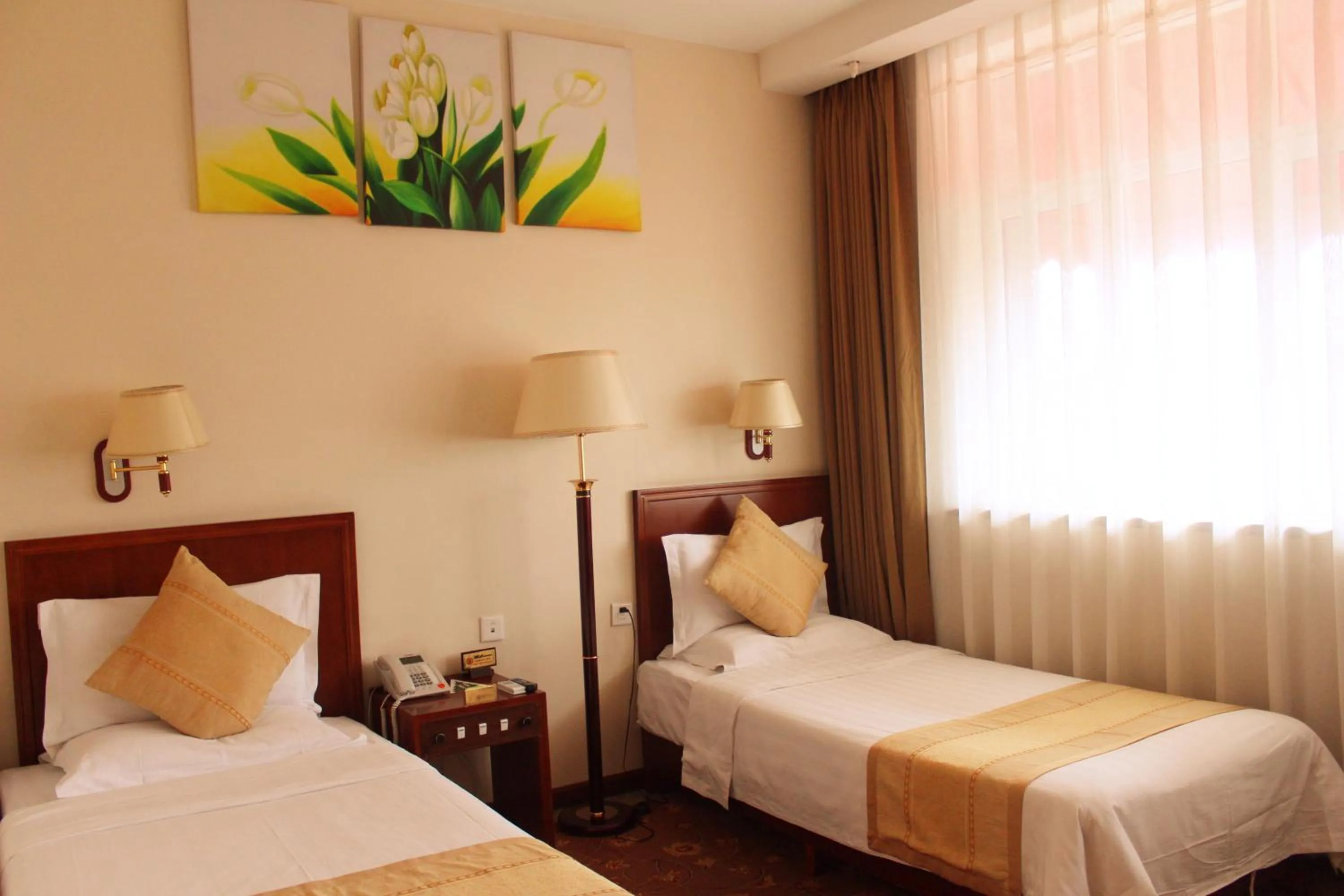 Bed in King Parkview Hotel